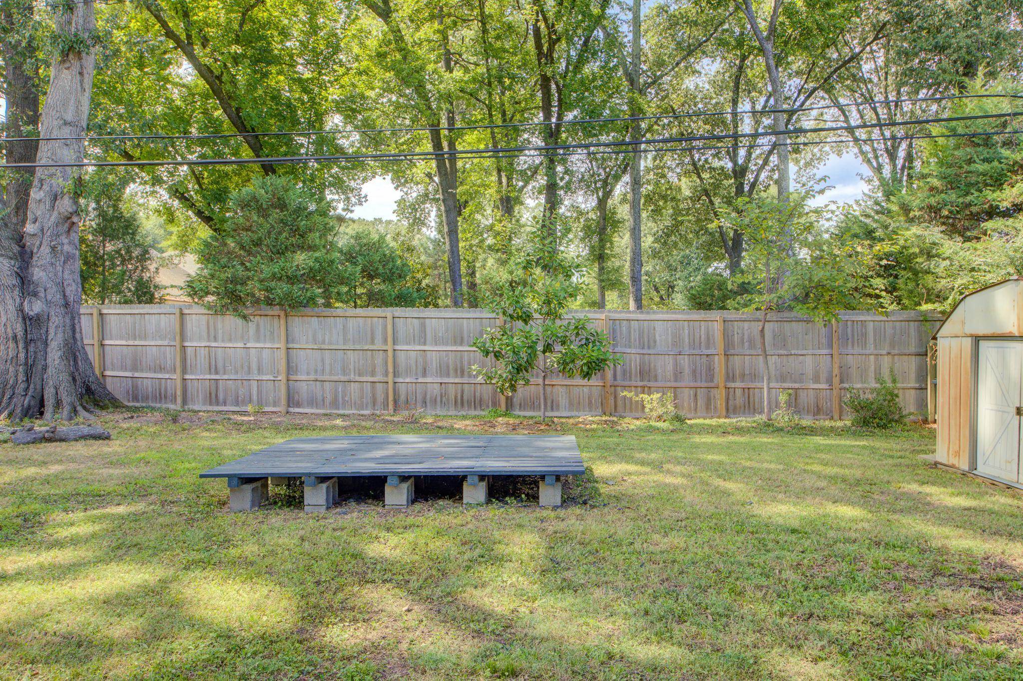 403 MINERAL RD