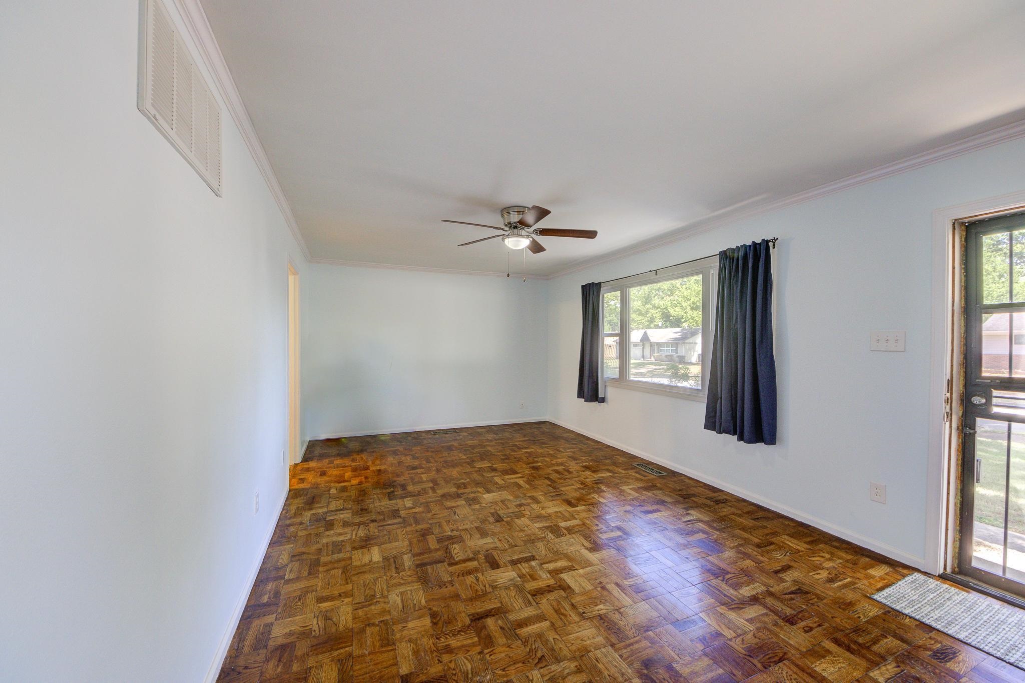 403 MINERAL RD