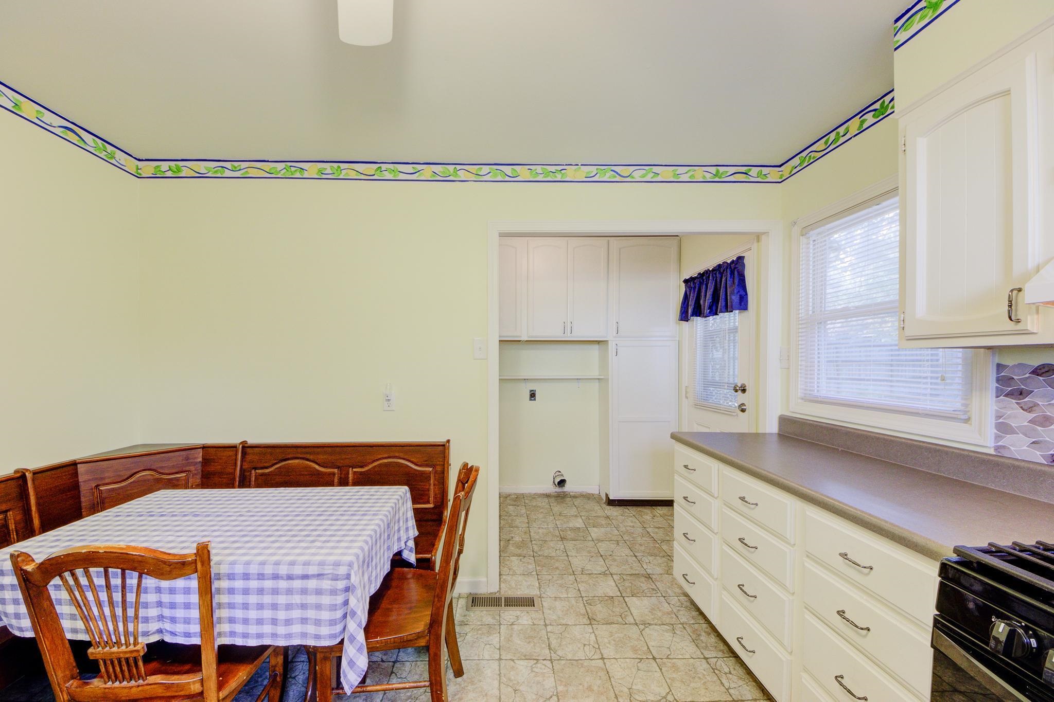 403 MINERAL RD