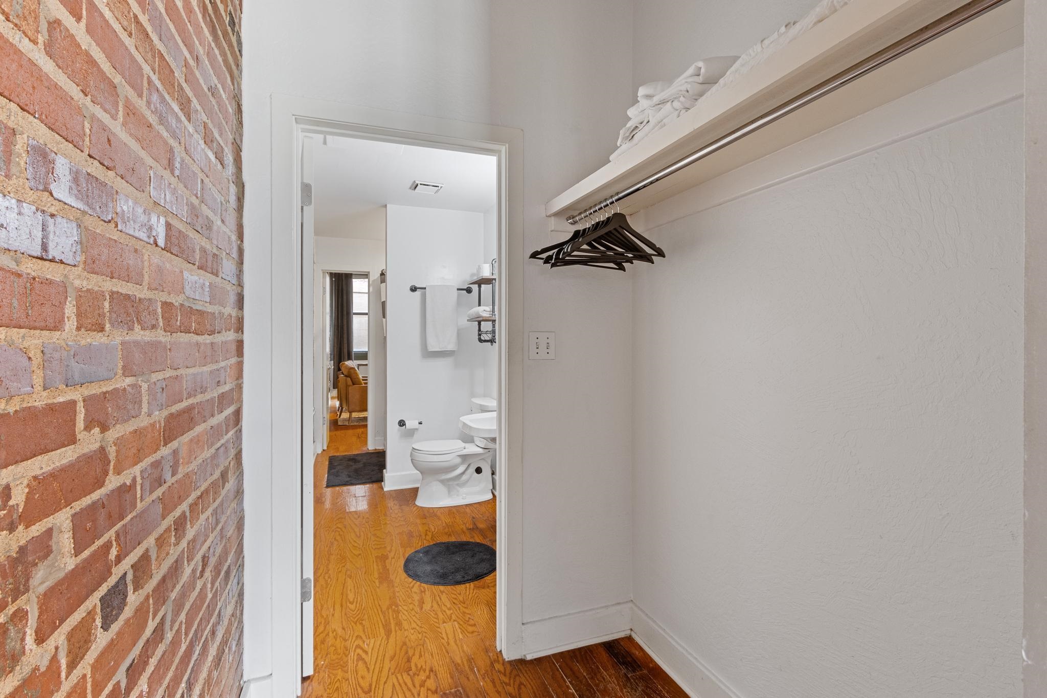 408 S FRONT ST Unit: 301