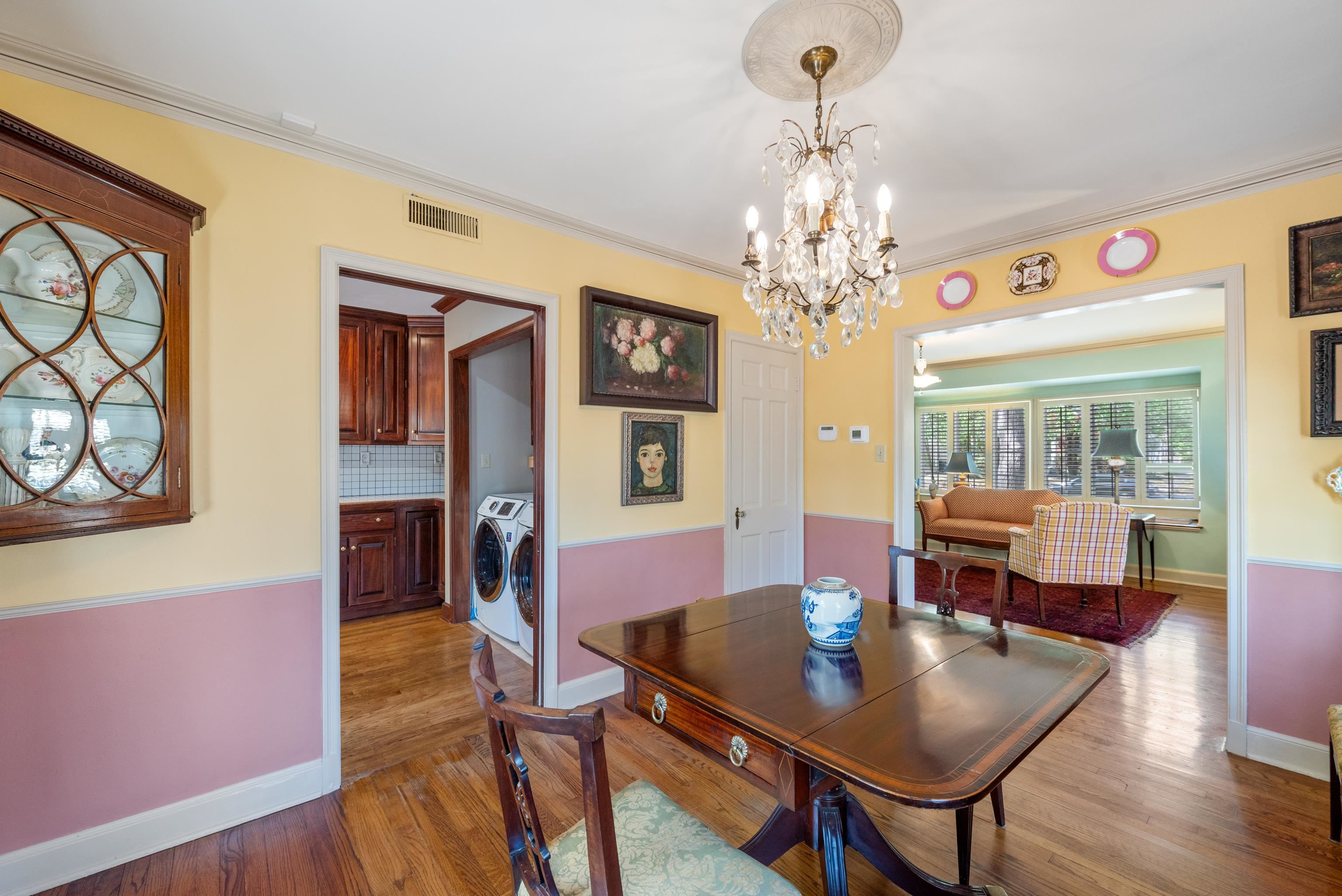 30 S ALICIA DR