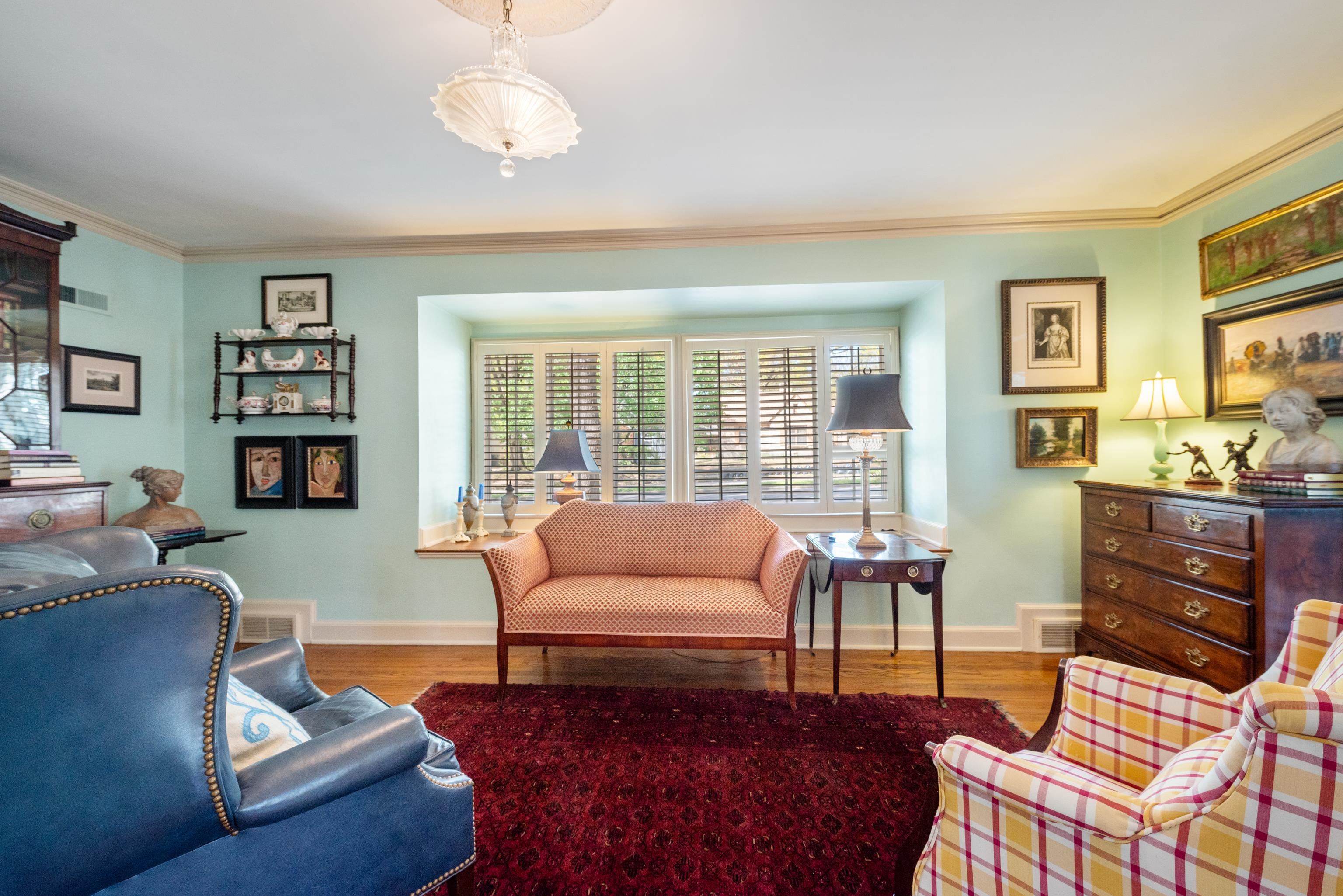 30 S ALICIA DR