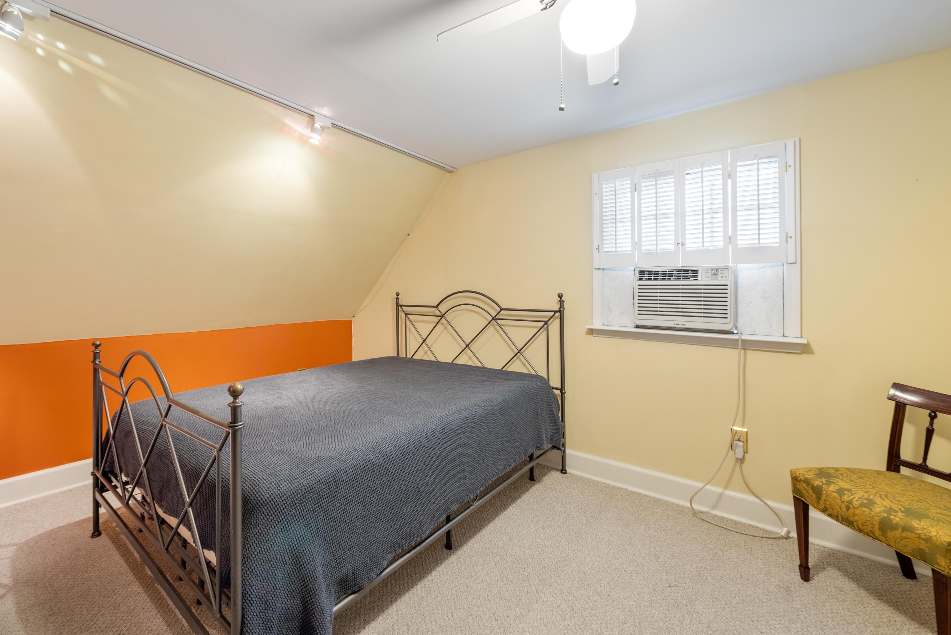 30 S ALICIA DR
