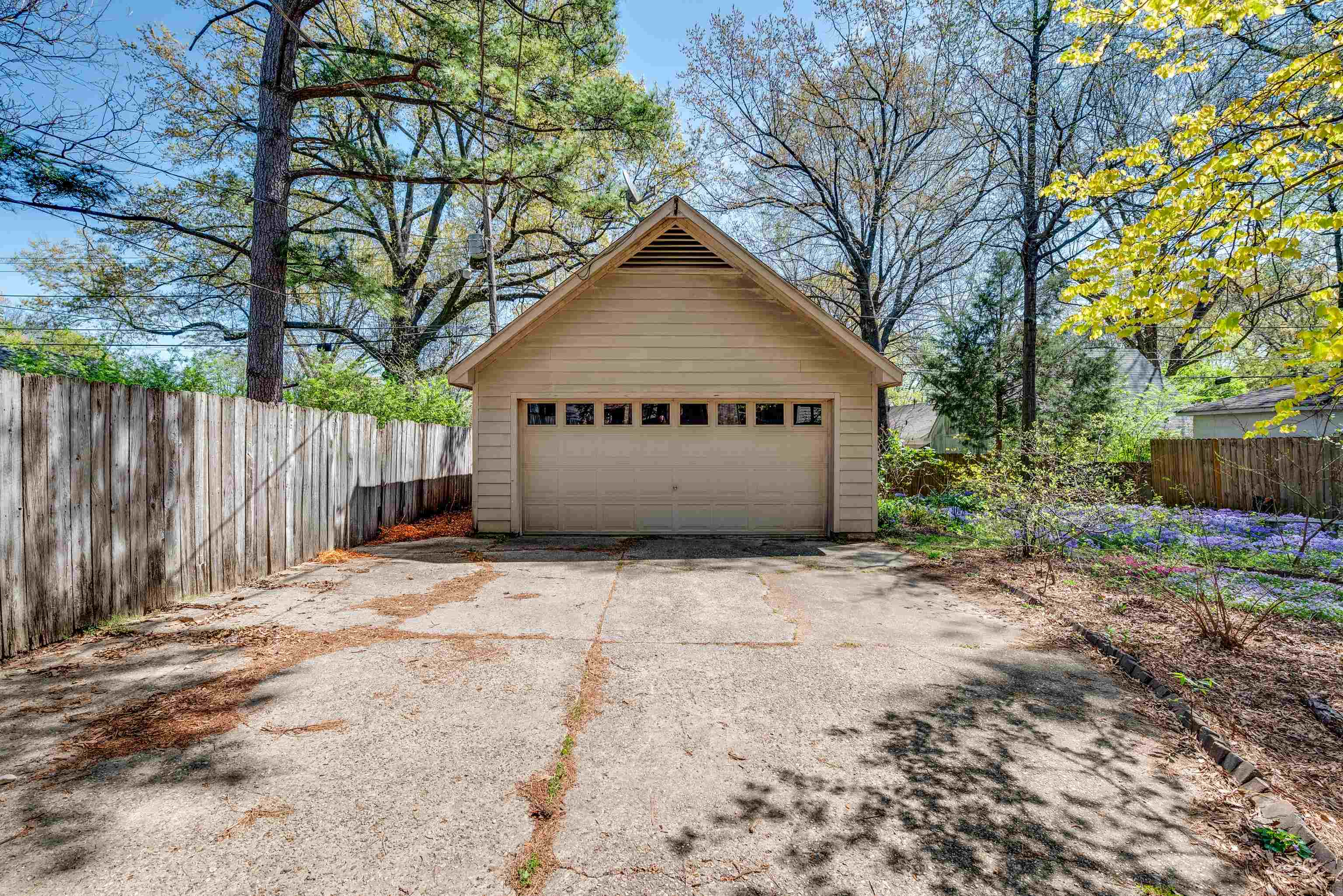 30 S ALICIA DR