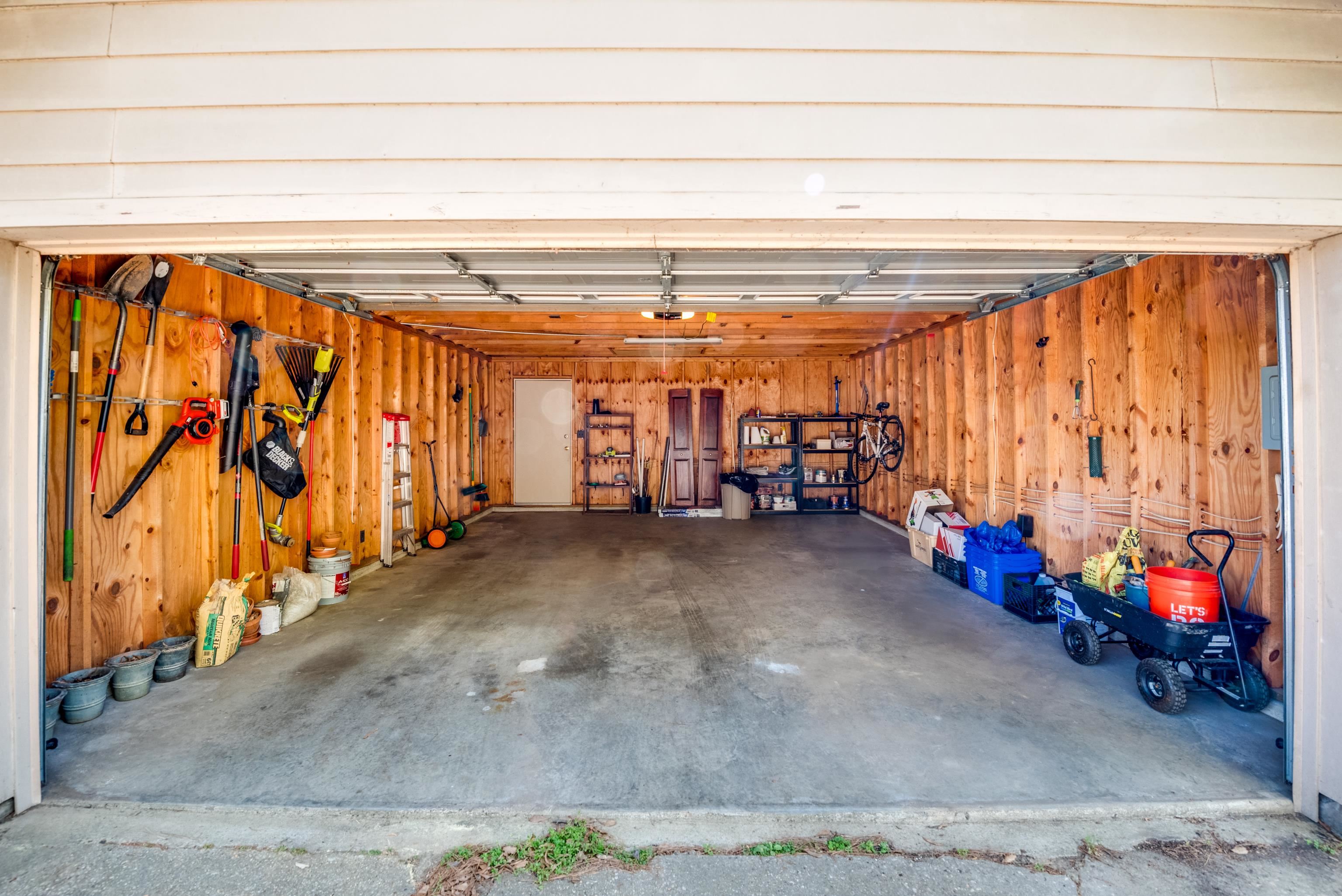 30 S ALICIA DR
