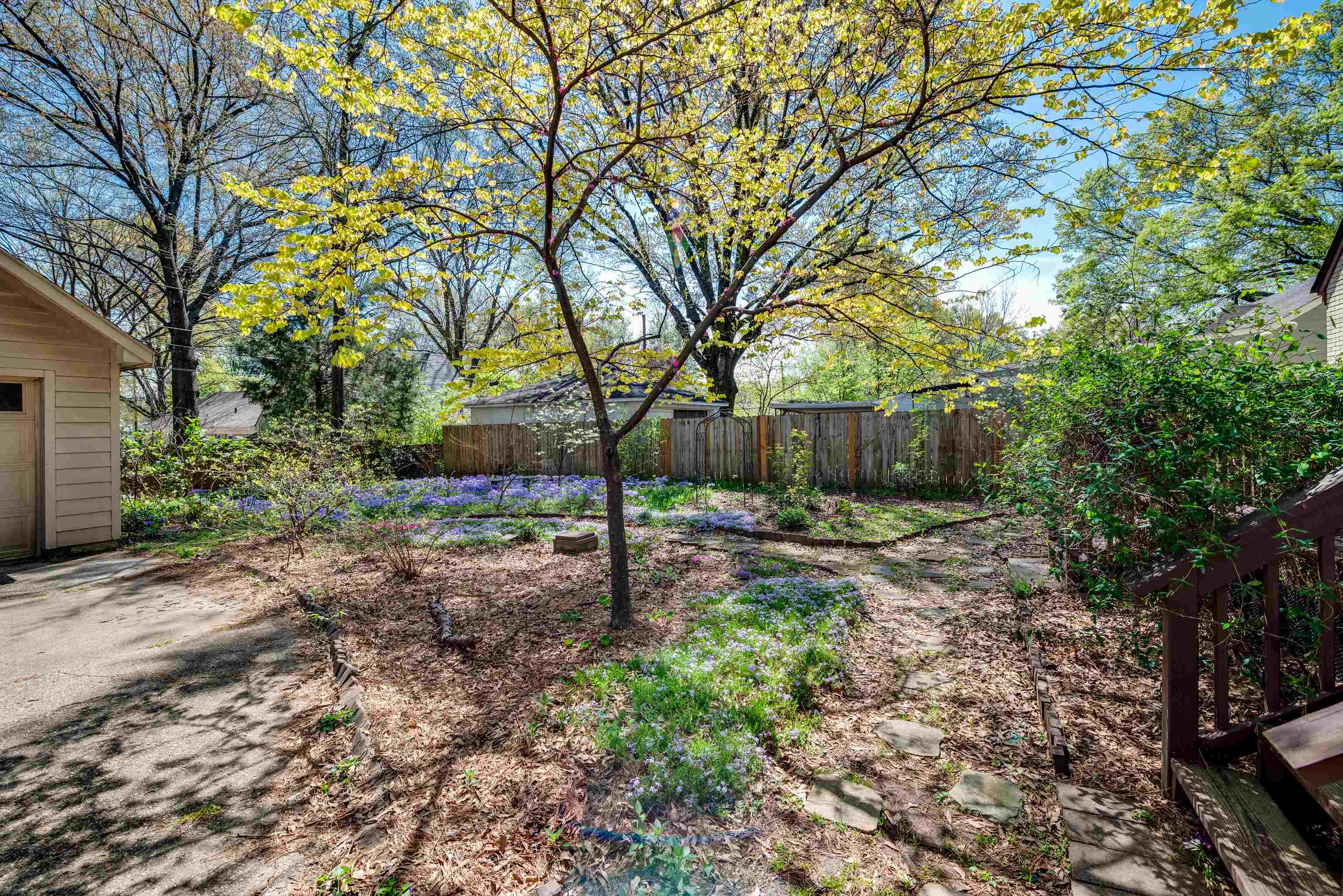30 S ALICIA DR