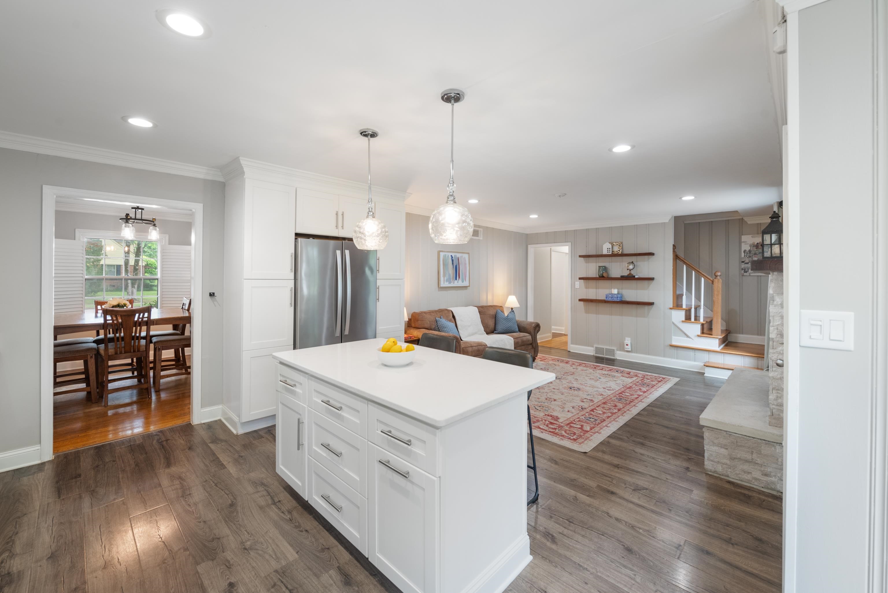 1159 ESTATE DR
