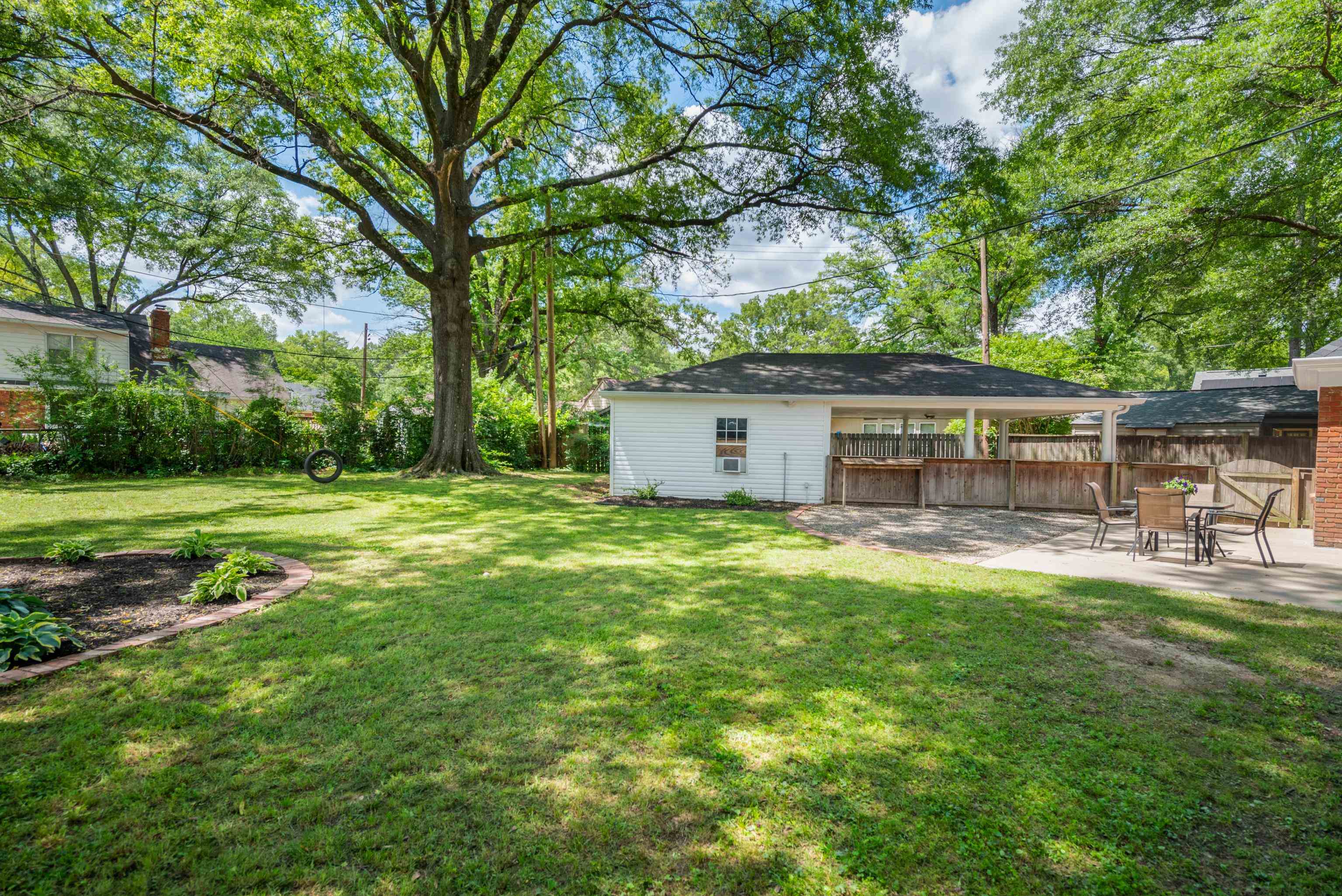 1159 ESTATE DR