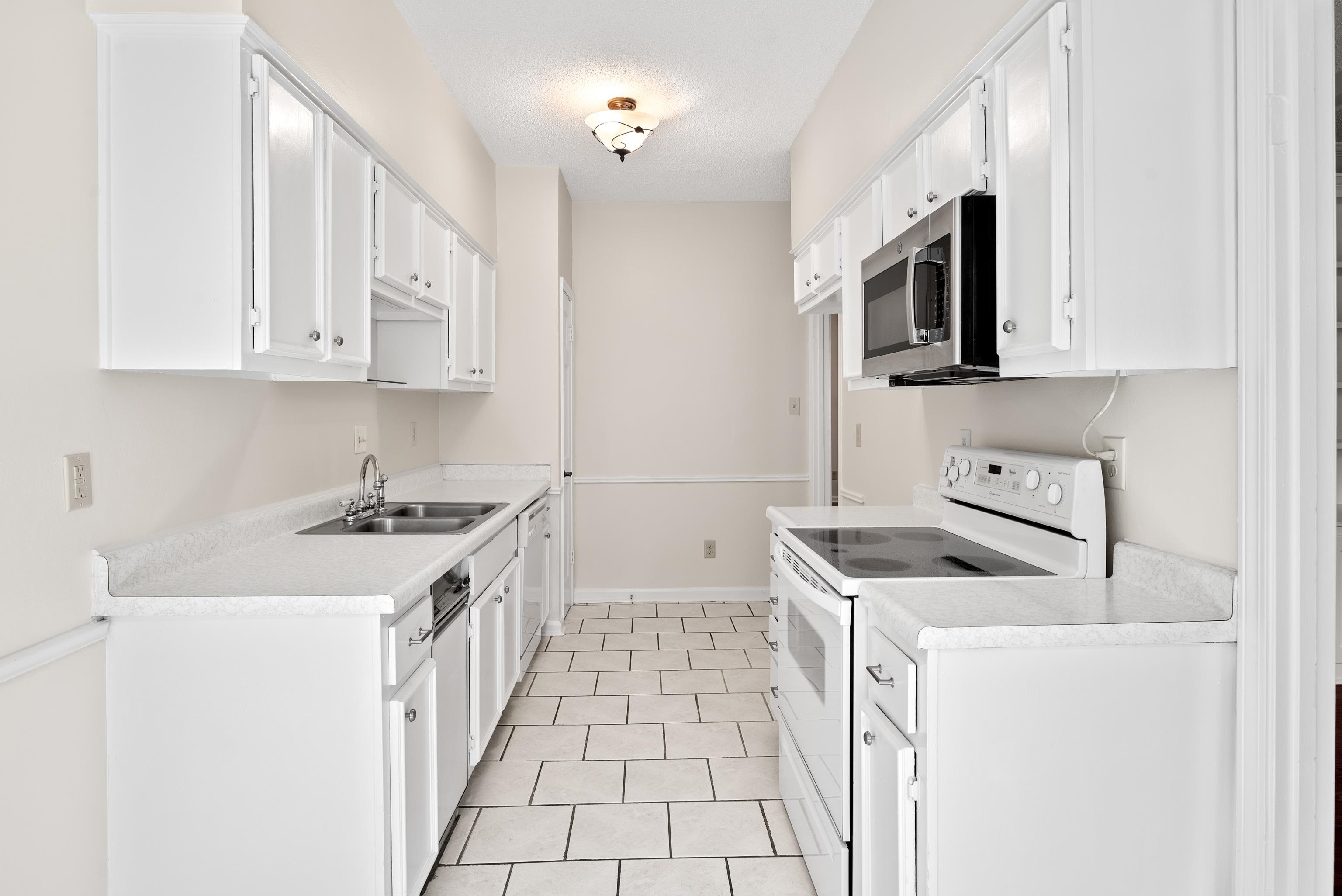 8188 DANFORTH LN