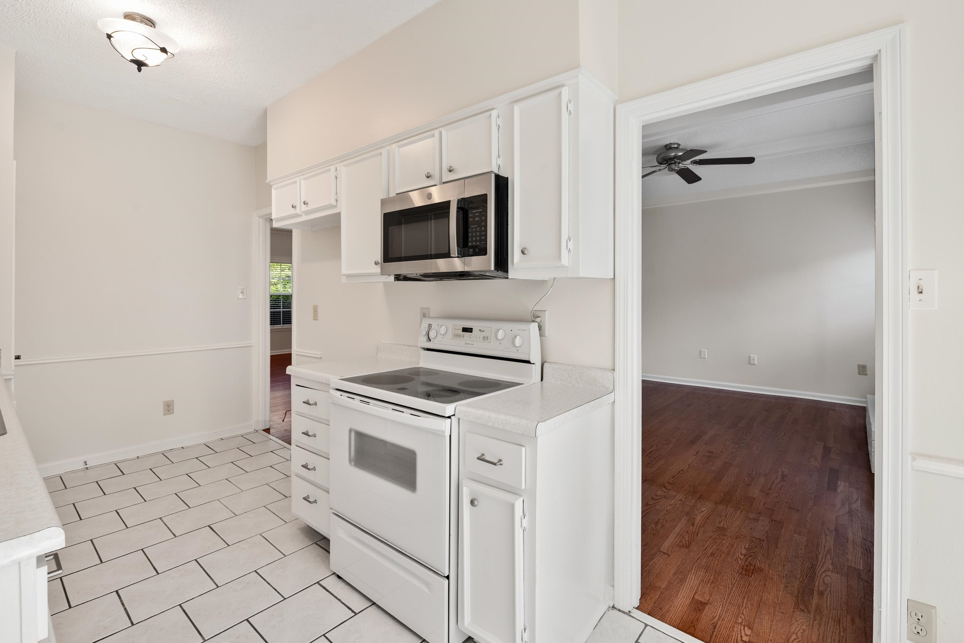 8188 DANFORTH LN