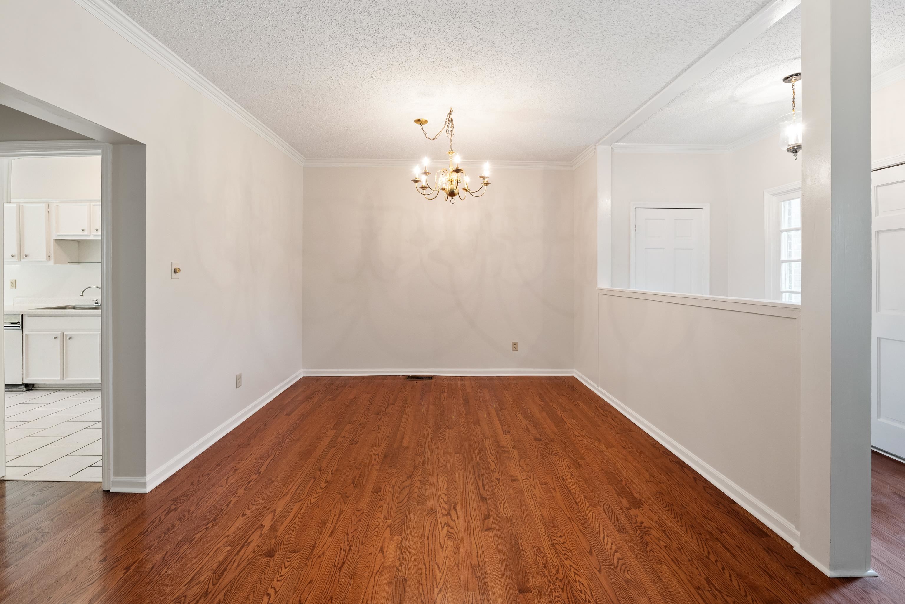 8188 DANFORTH LN