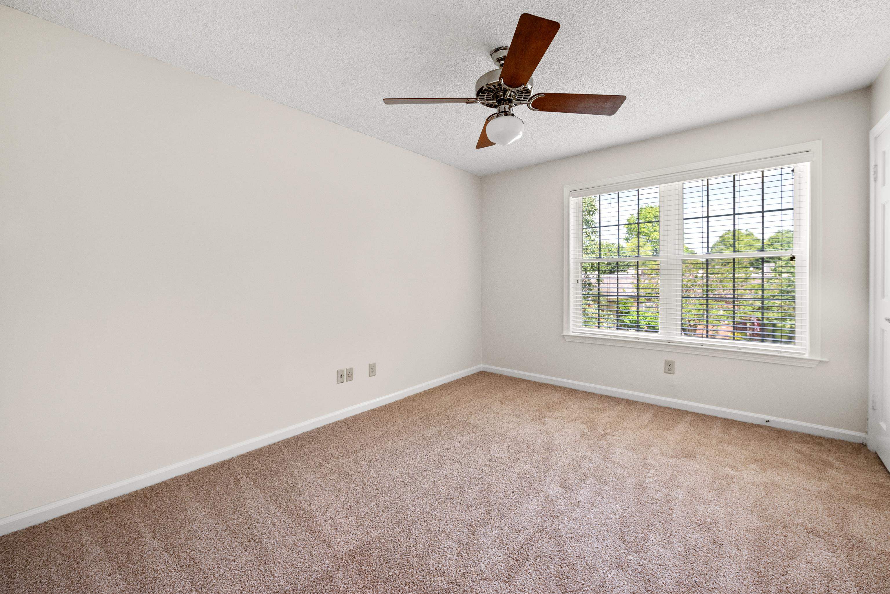 8188 DANFORTH LN