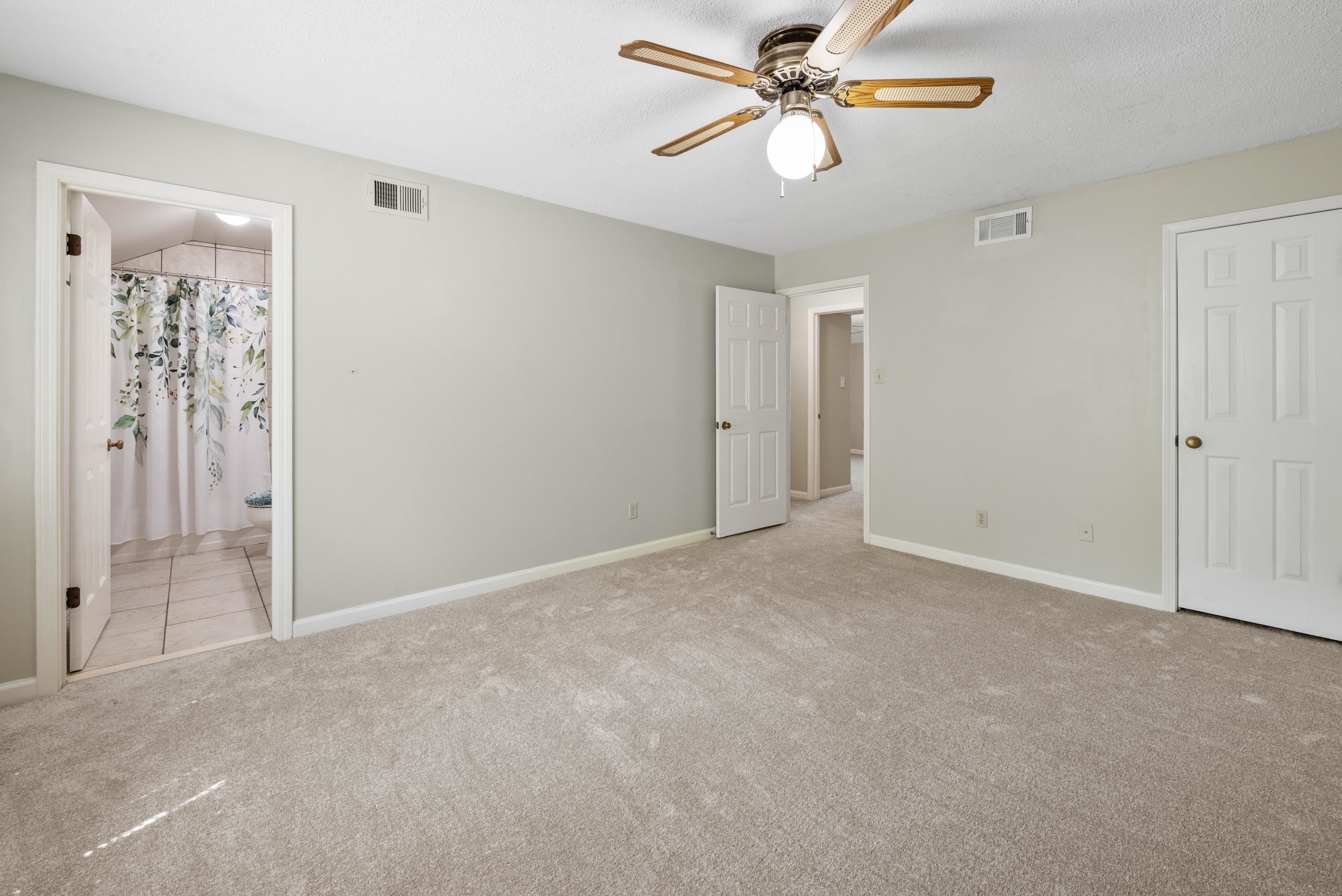 1937 RHINELAND DR Unit: 34