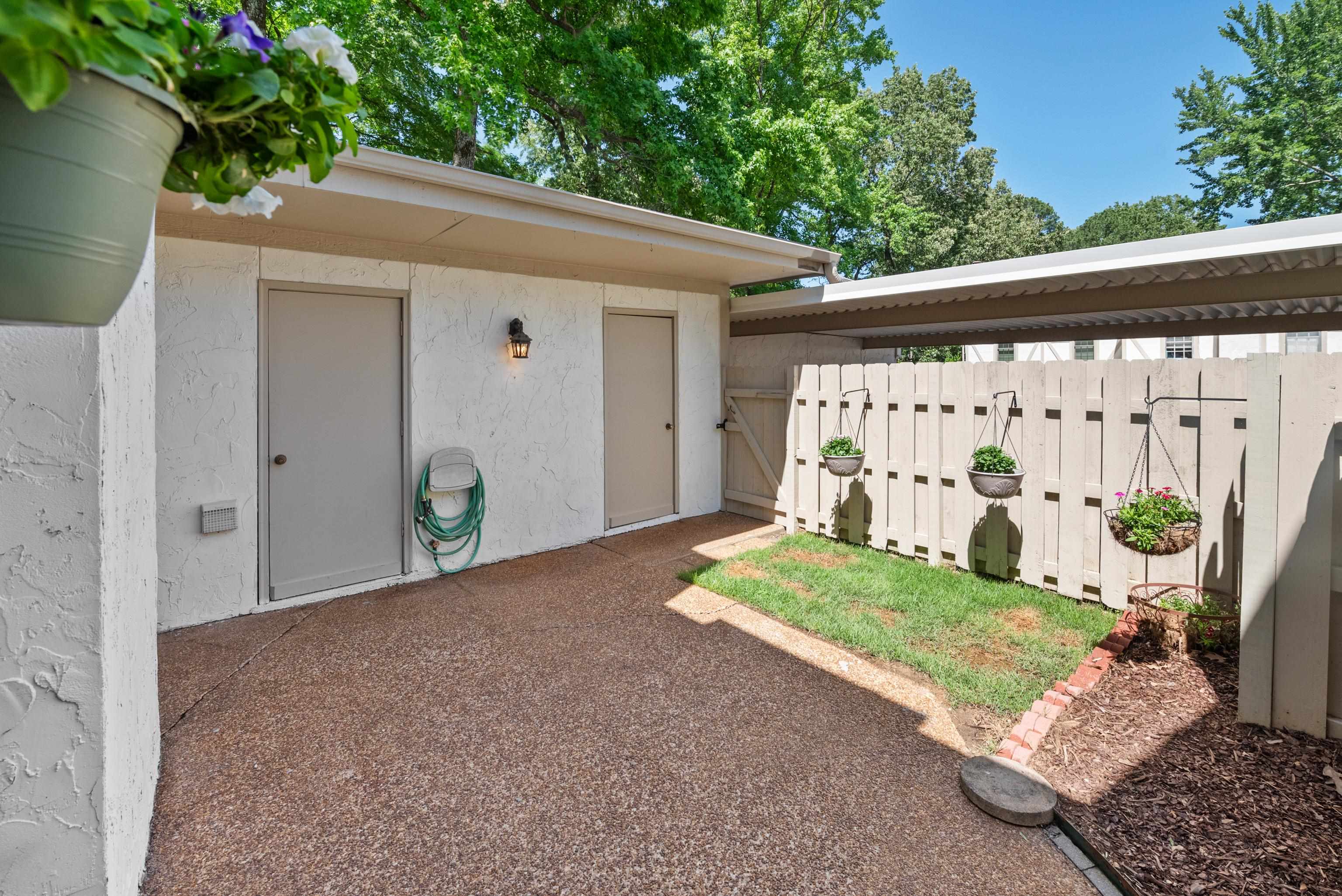 1937 RHINELAND DR Unit: 34