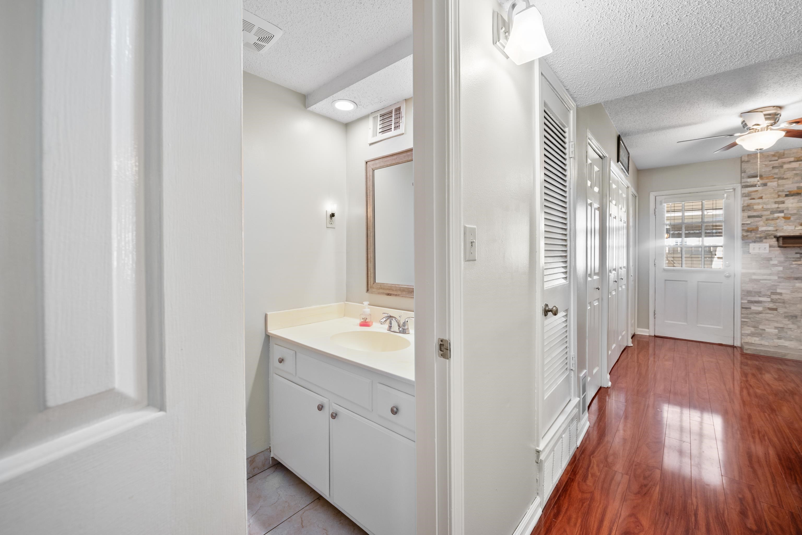 1937 RHINELAND DR Unit: 34