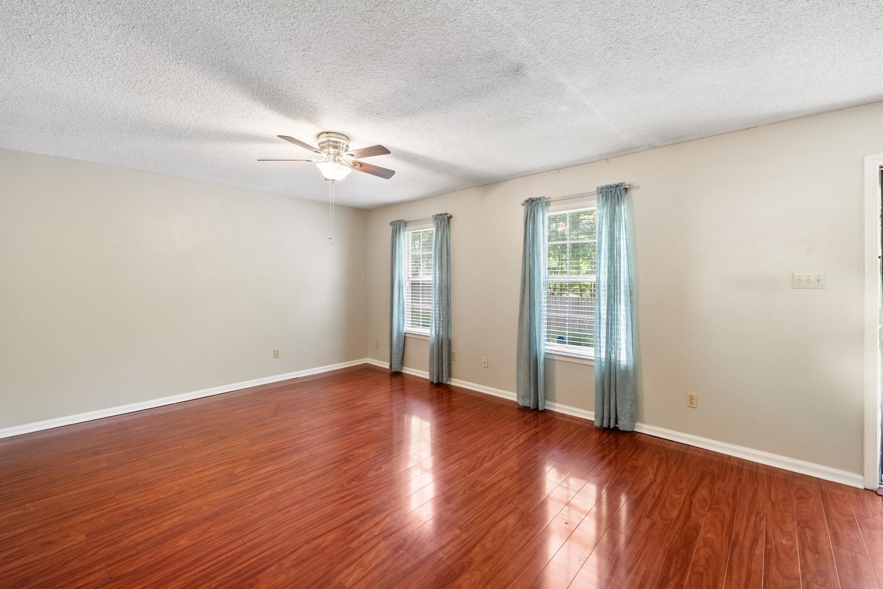 1937 RHINELAND DR Unit: 34