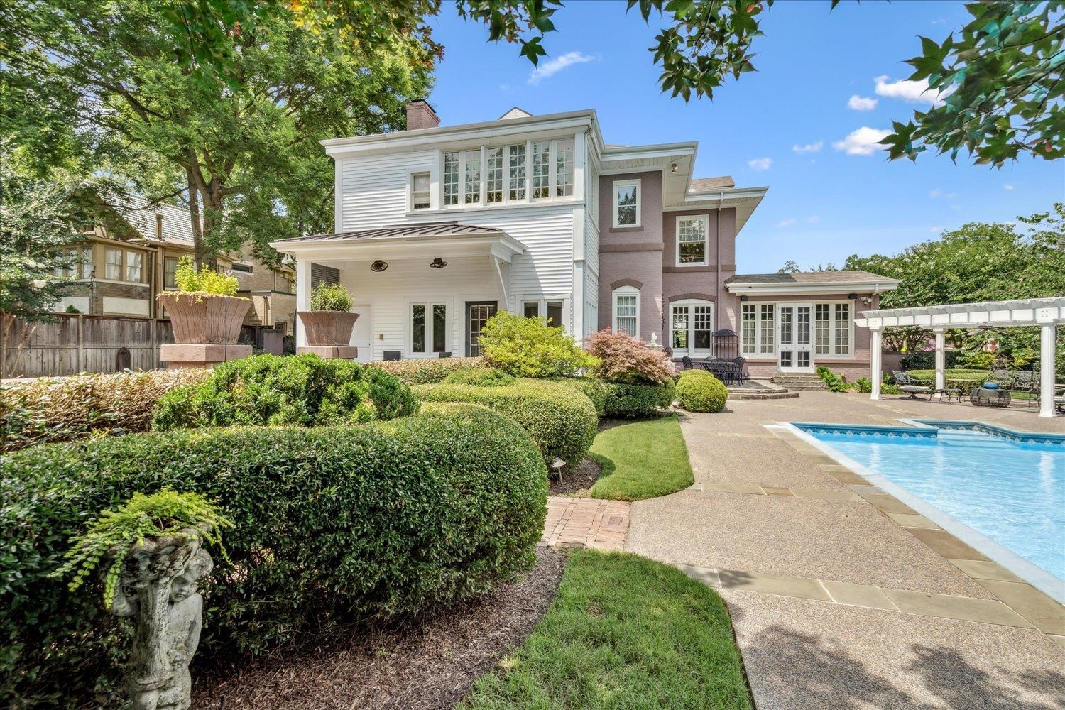 1839 OVERTON PARK AVE