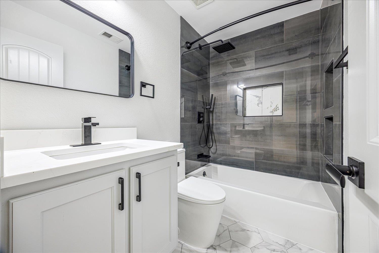 10021 BRANLEY OAK DR