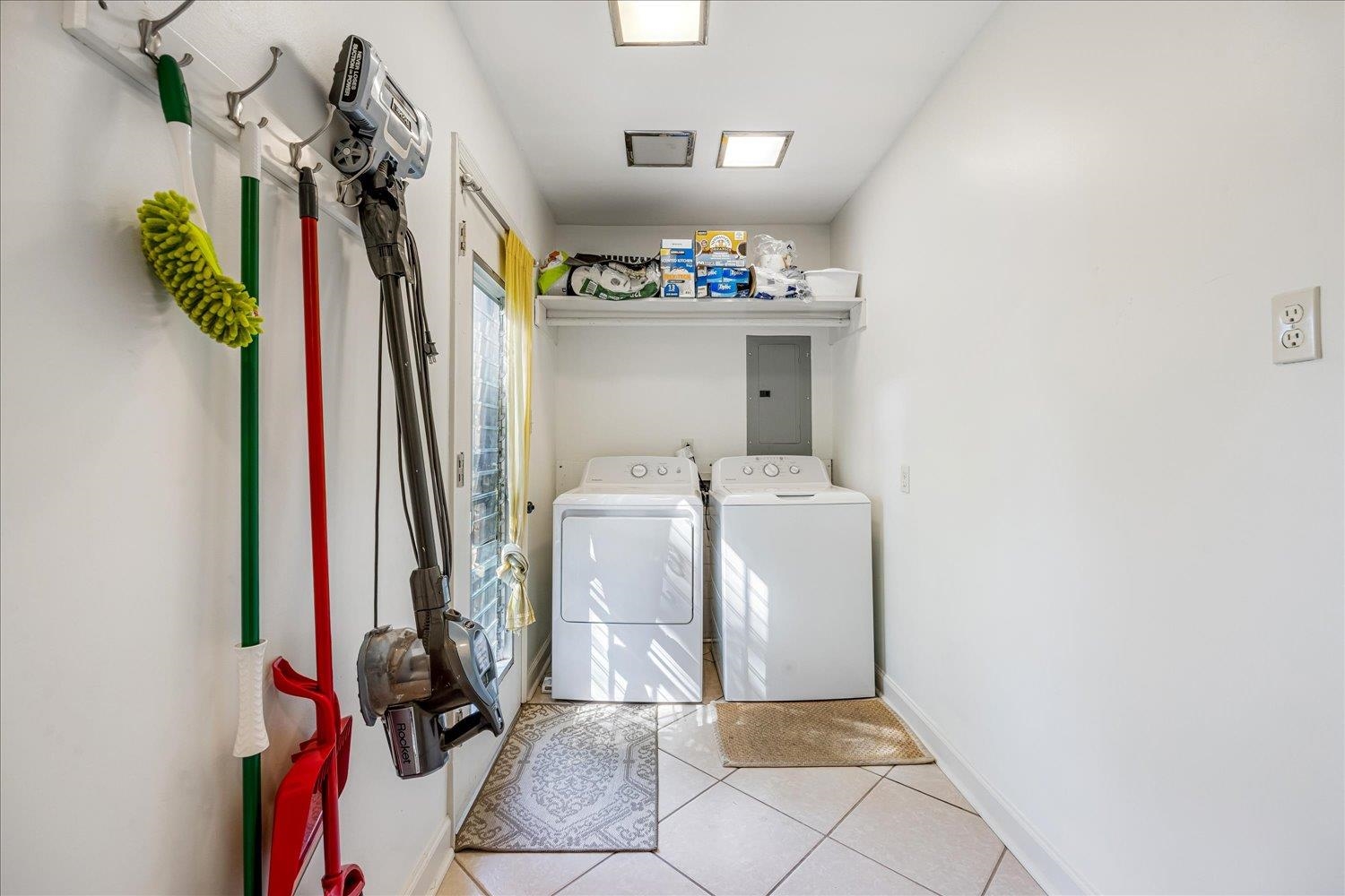 5323 DEE RD