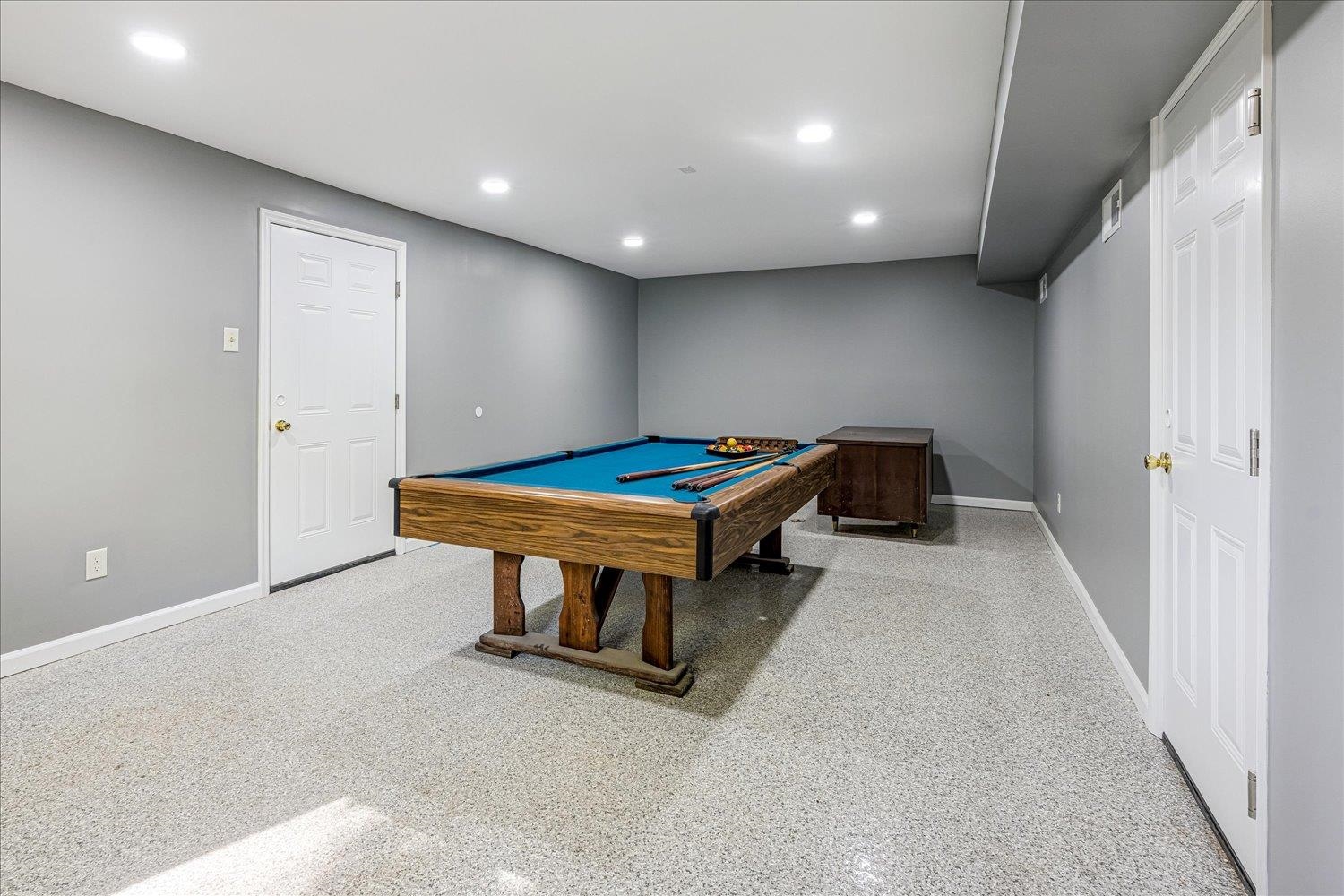 321 SHADY WOODS CV