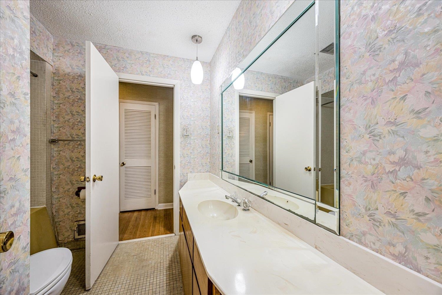 321 SHADY WOODS CV