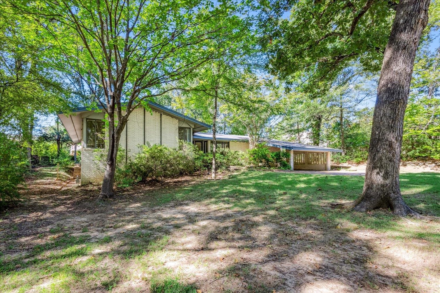 321 SHADY WOODS CV