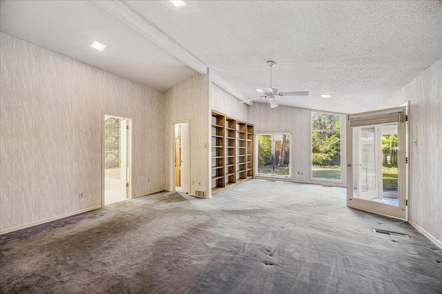 321 SHADY WOODS CV