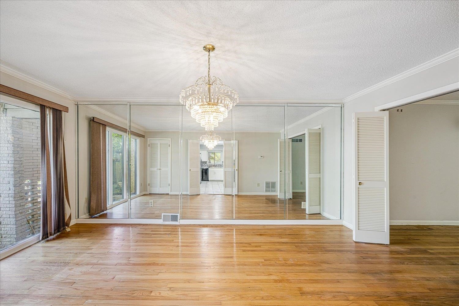 321 SHADY WOODS CV