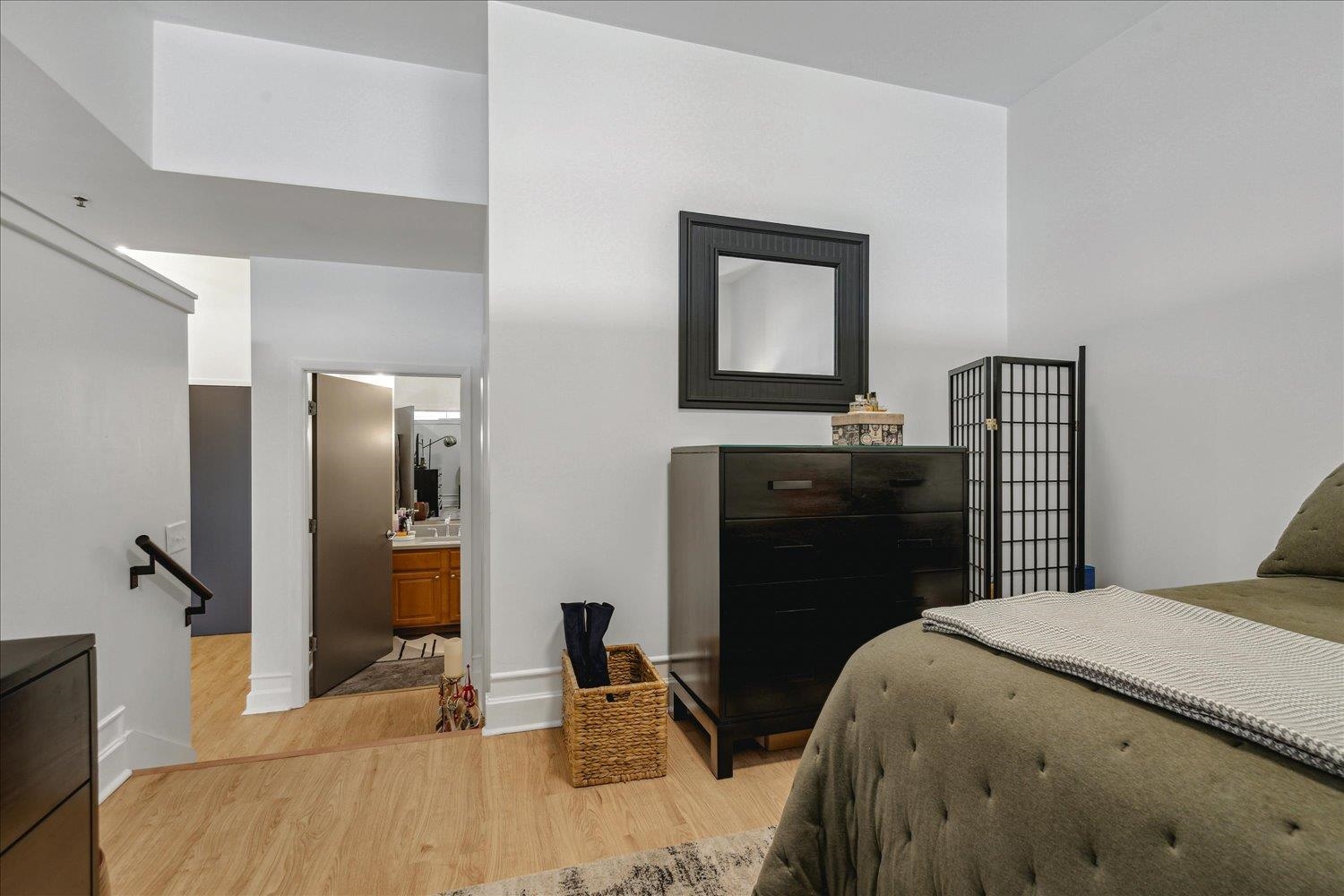 648 S RIVERSIDE DR Unit: 411