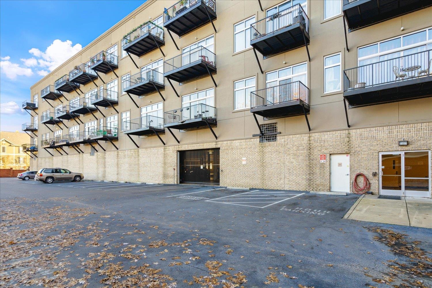 648 S RIVERSIDE DR Unit: 411