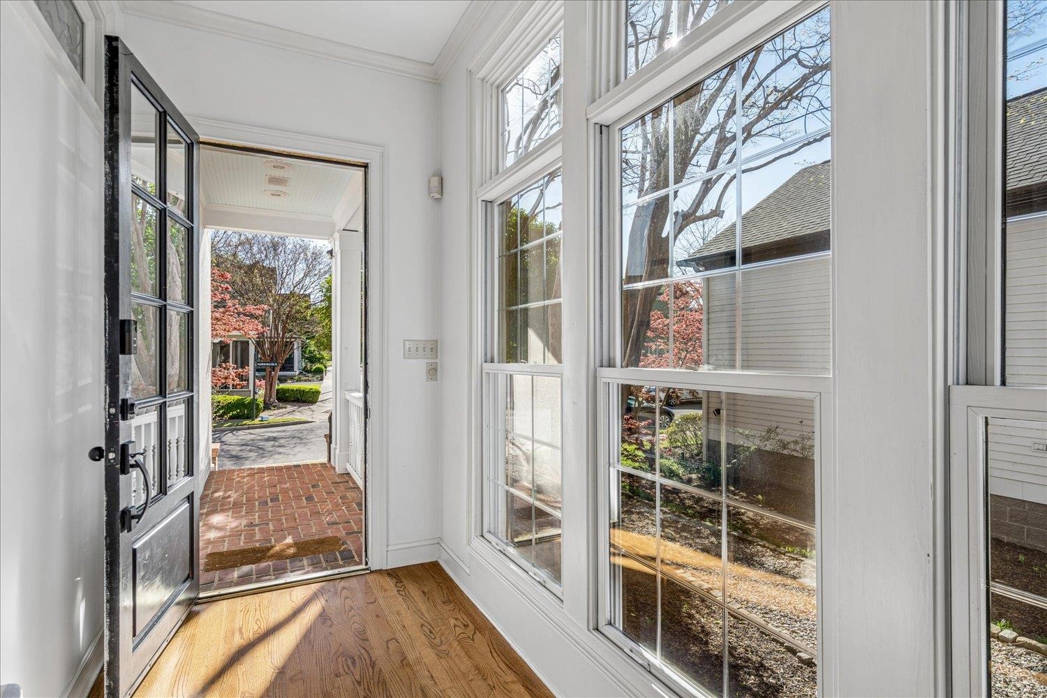 855 HARBOR ISLE CIR W