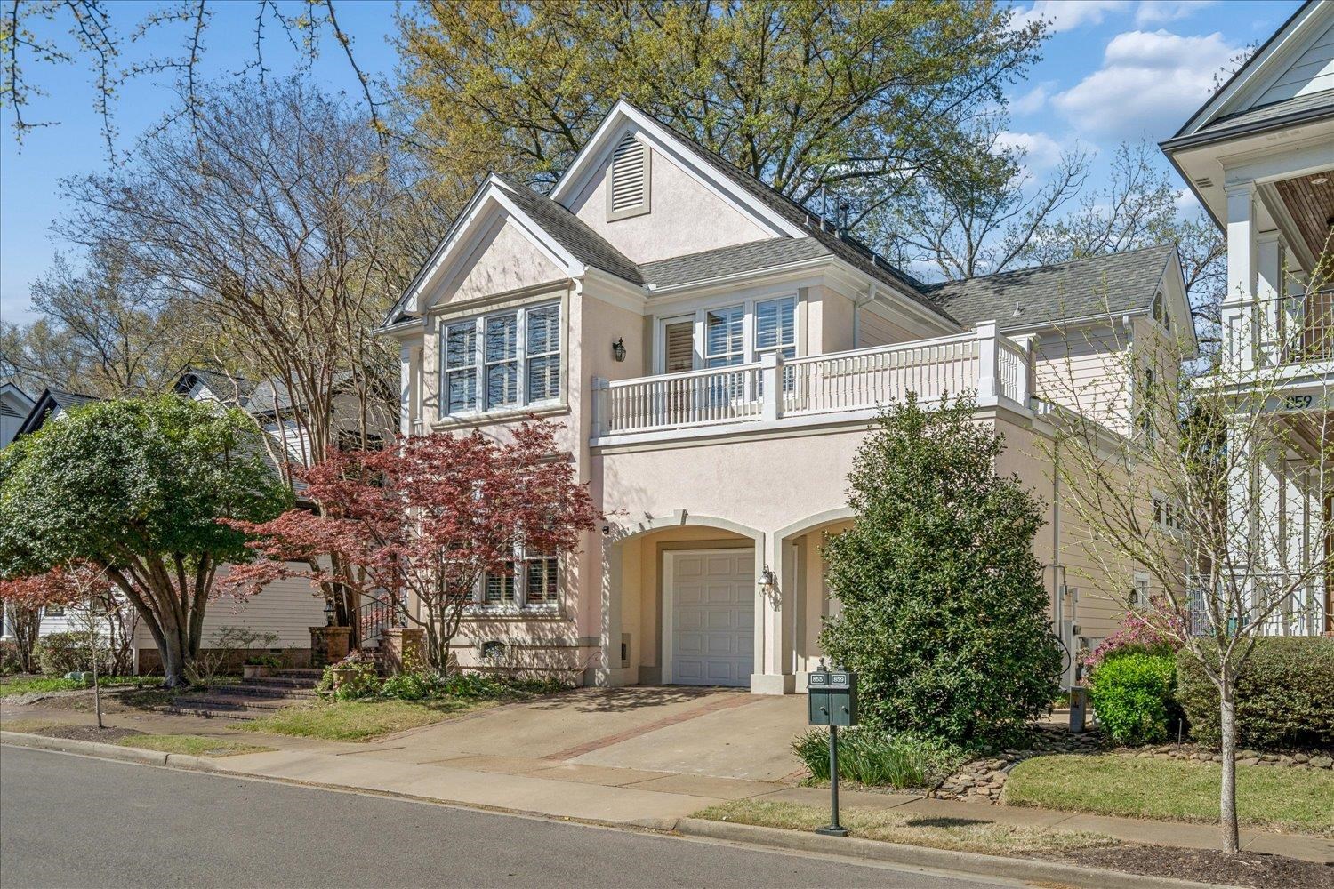 855 HARBOR ISLE CIR W