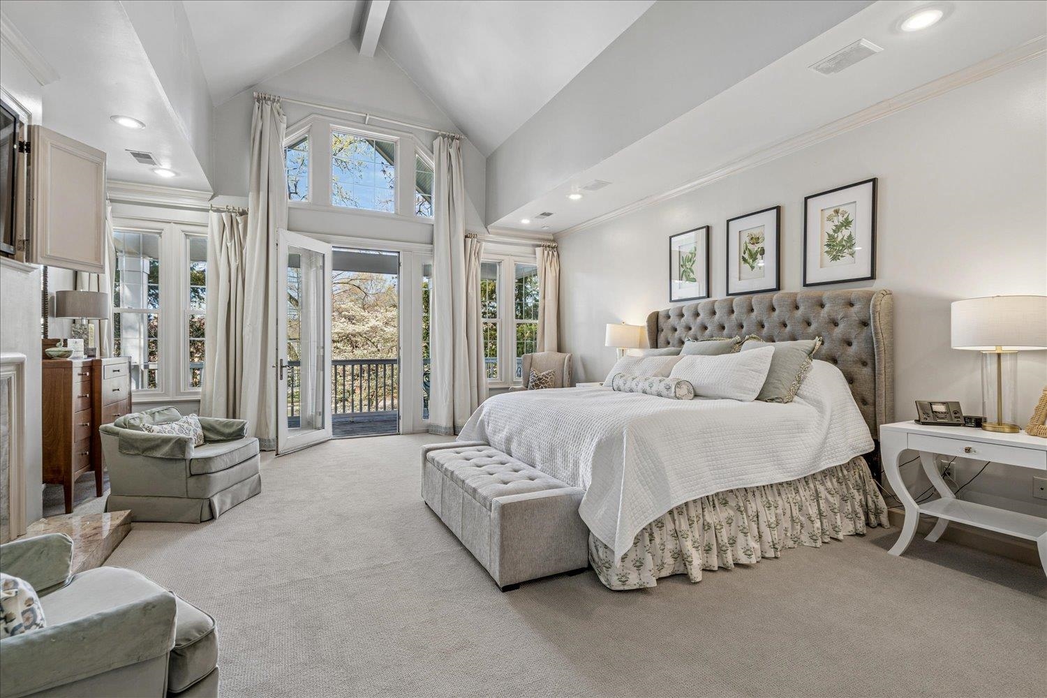 855 HARBOR ISLE CIR W