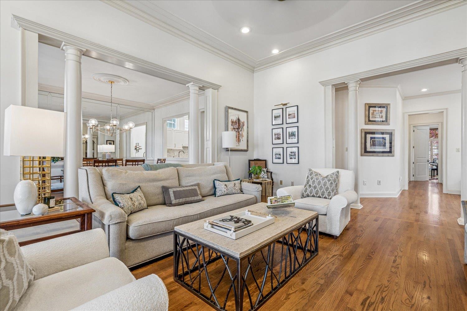 855 HARBOR ISLE CIR W