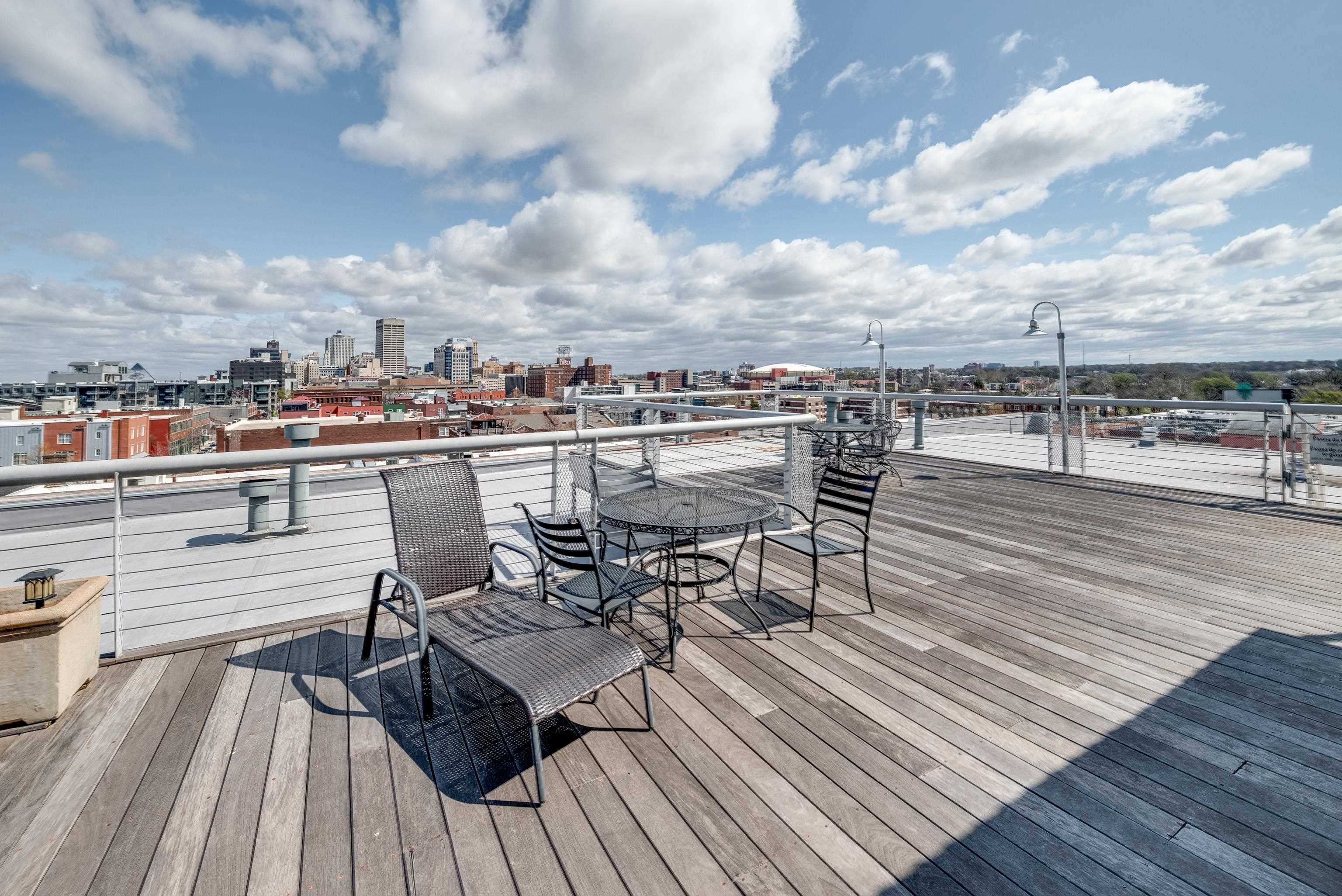 408 S FRONT ST Unit: 301