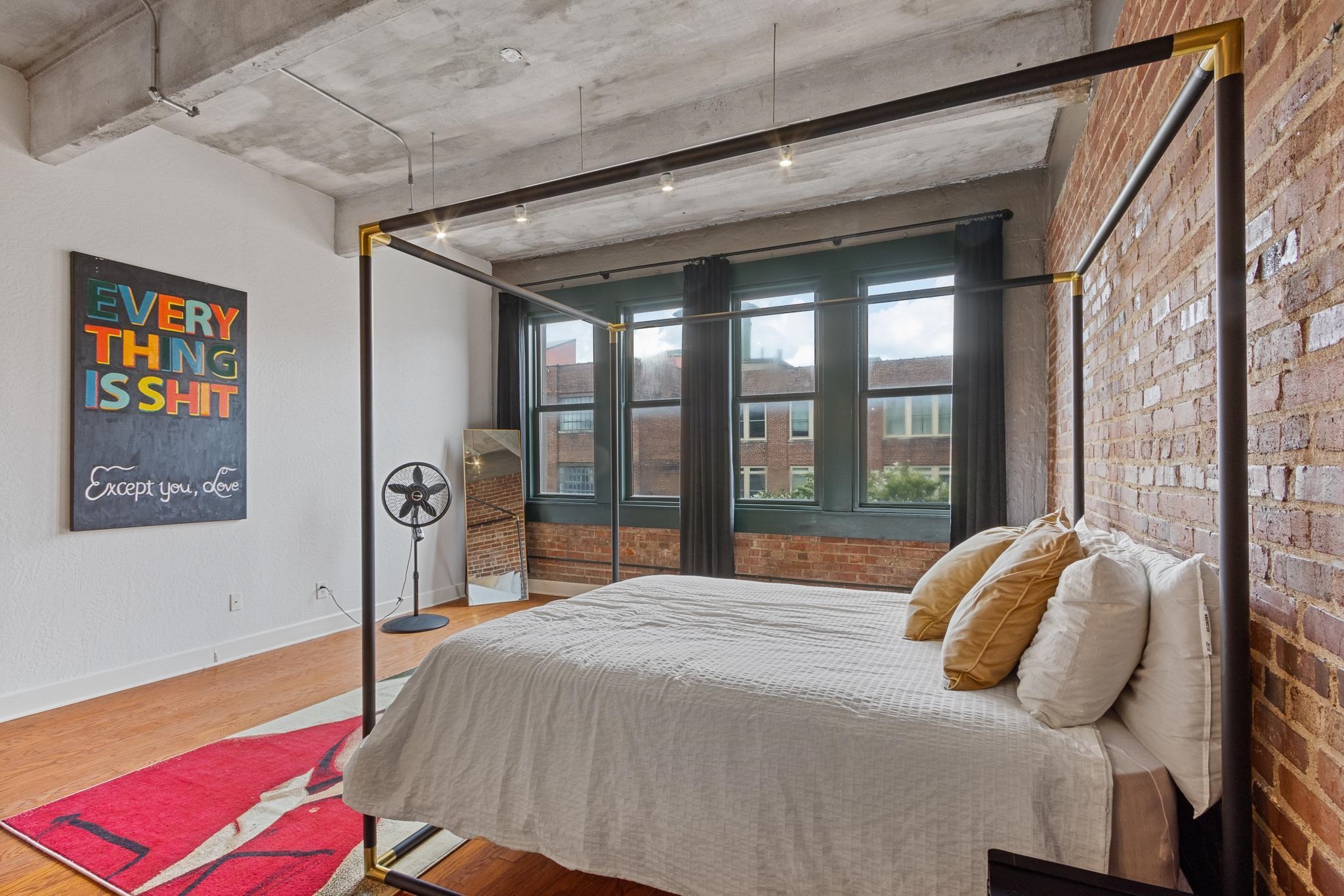 408 S FRONT ST Unit: 301