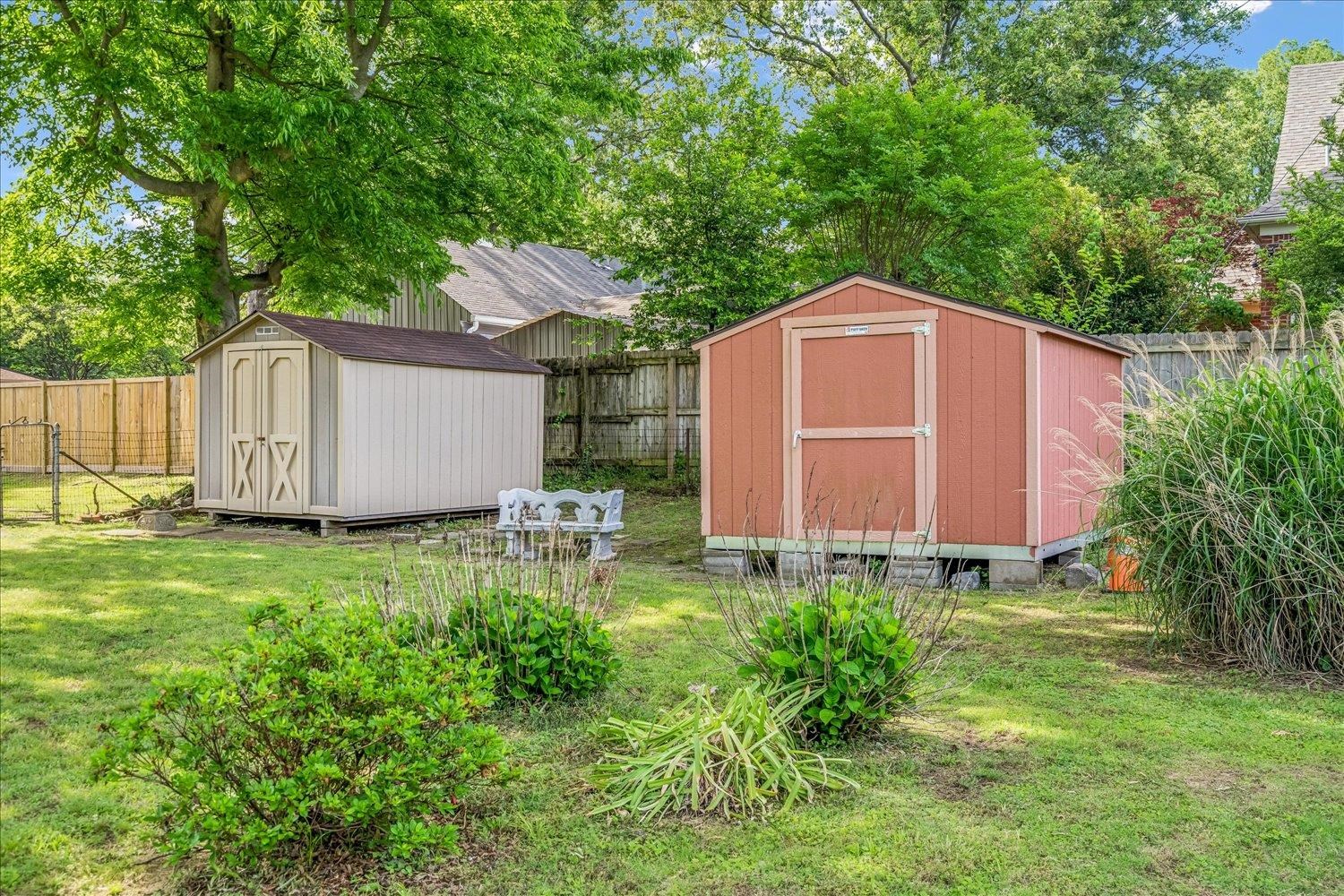 293 CECILIA DR