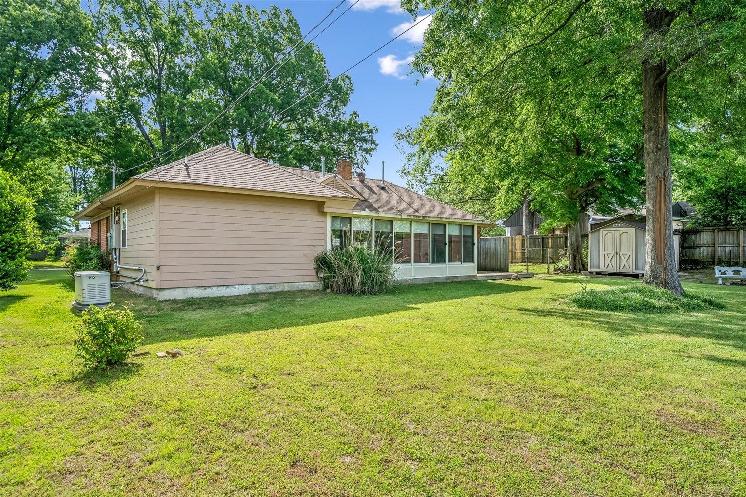 293 CECILIA DR
