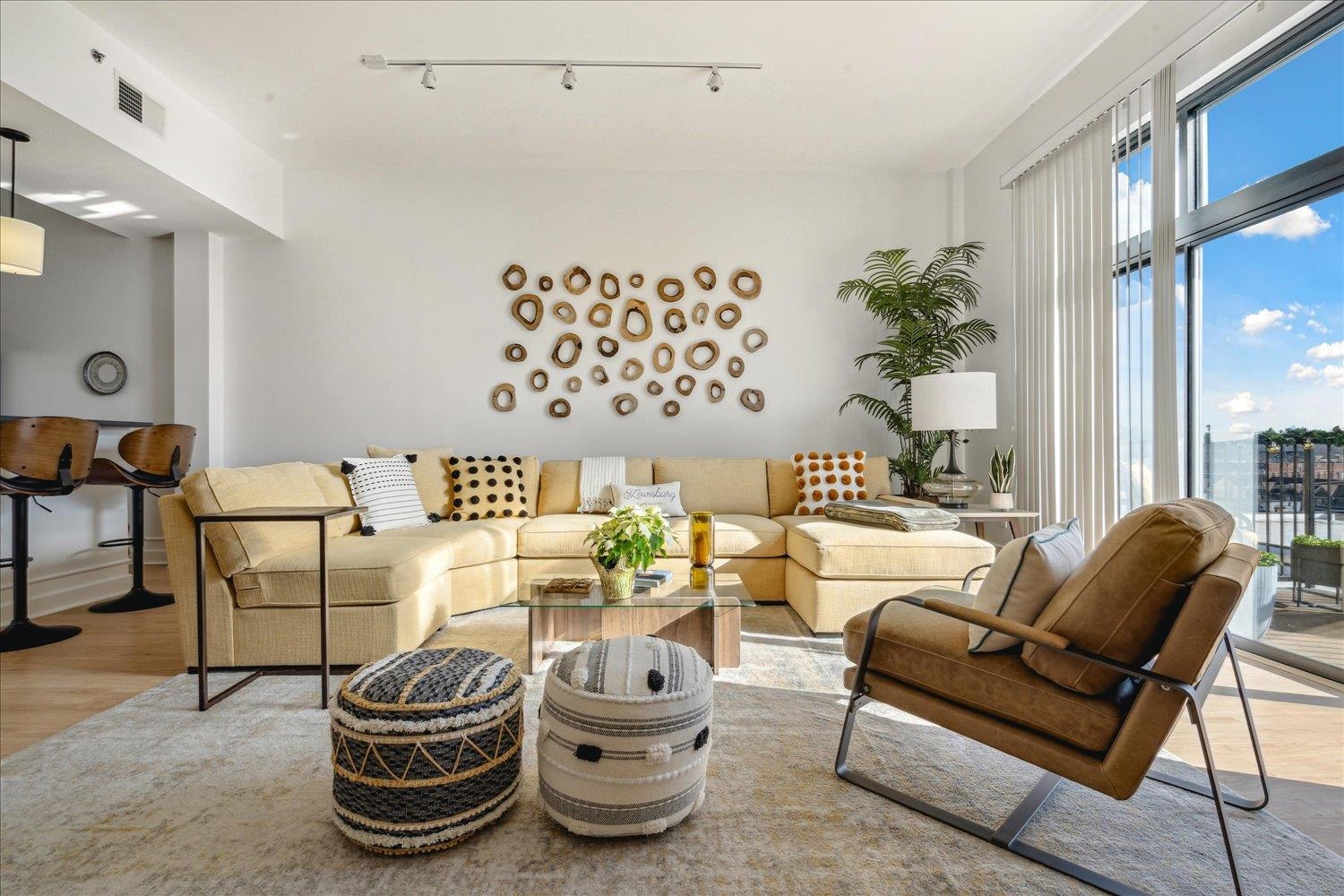 648 S RIVERSIDE DR Unit: 411