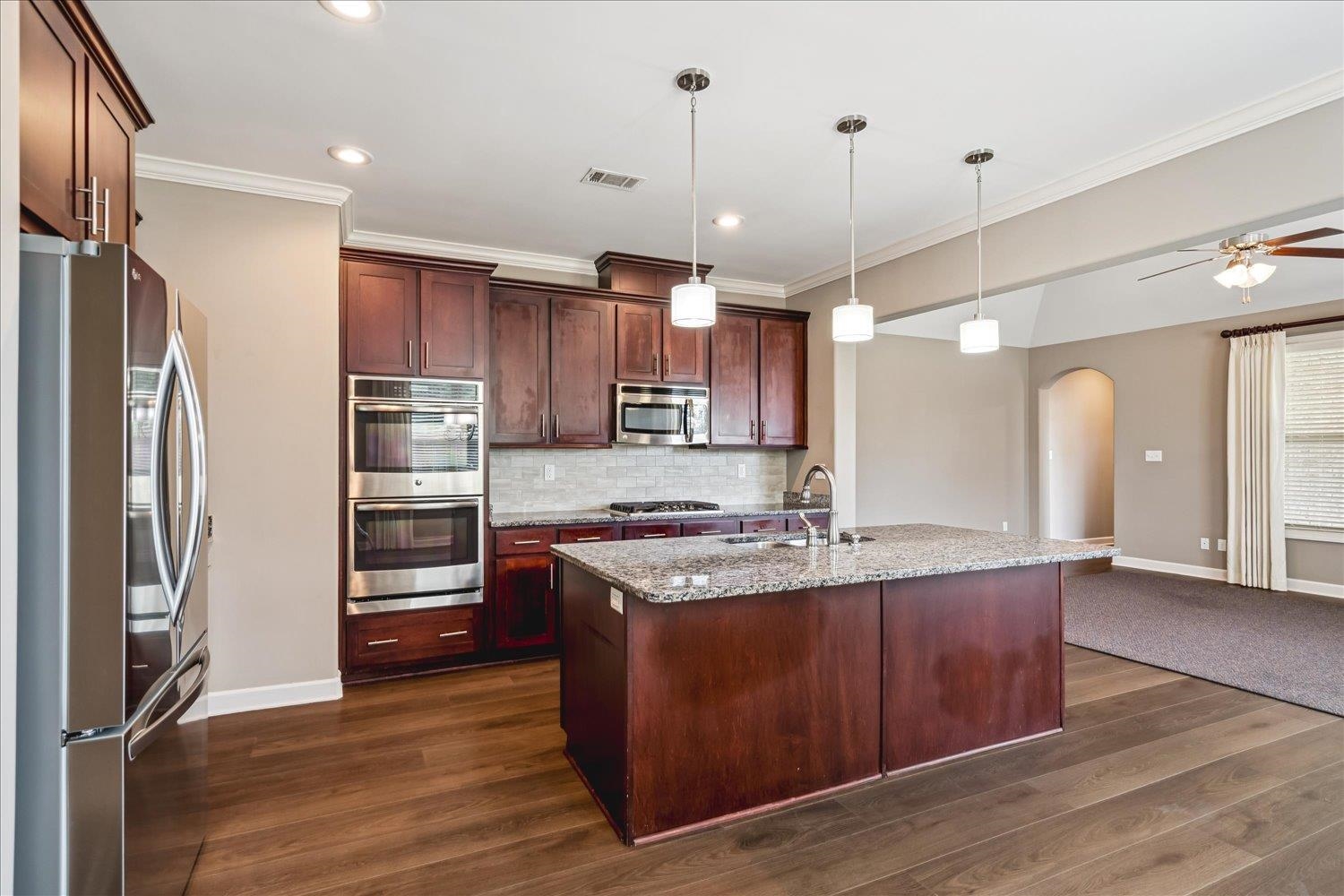 356 DOGWOOD VALLEY DR
