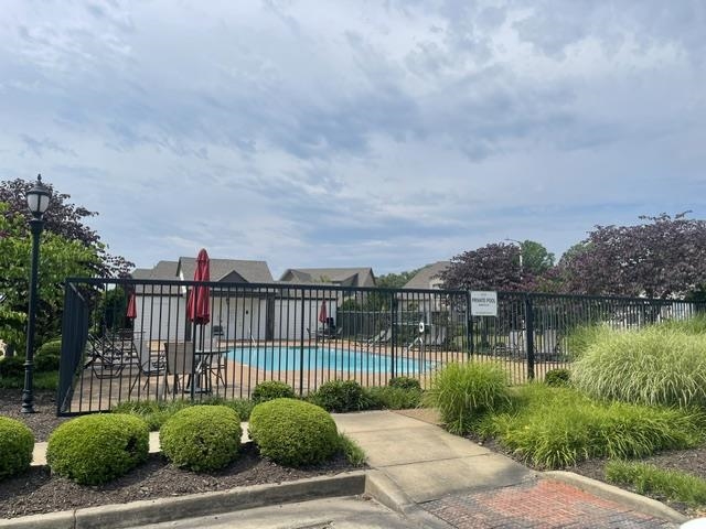 356 DOGWOOD VALLEY DR