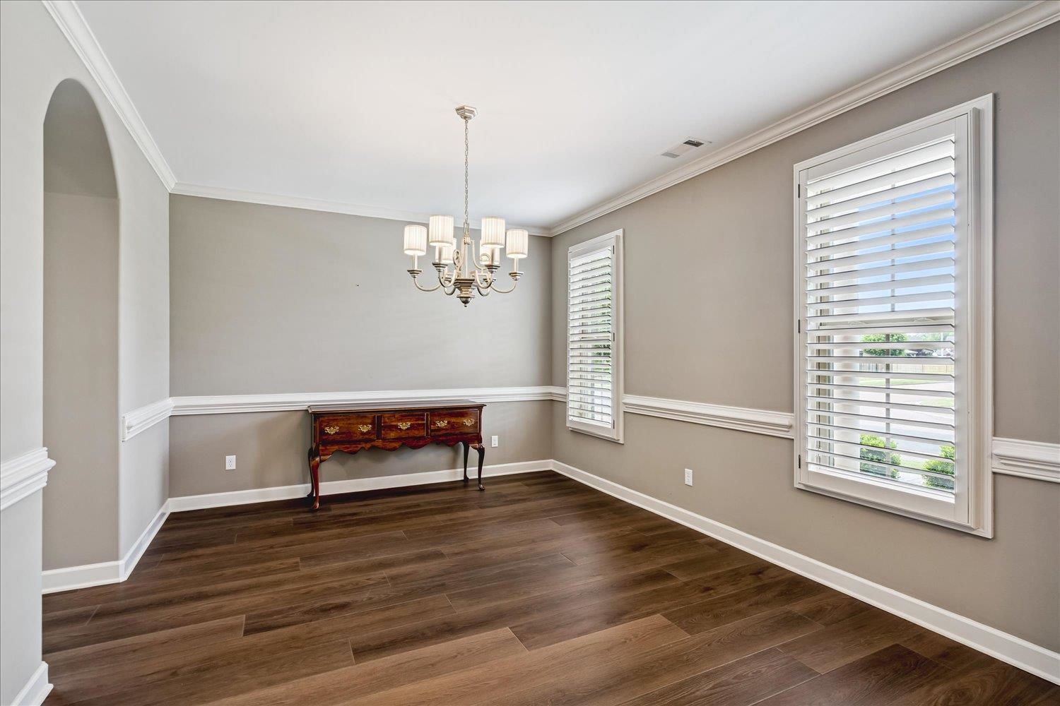 356 DOGWOOD VALLEY DR
