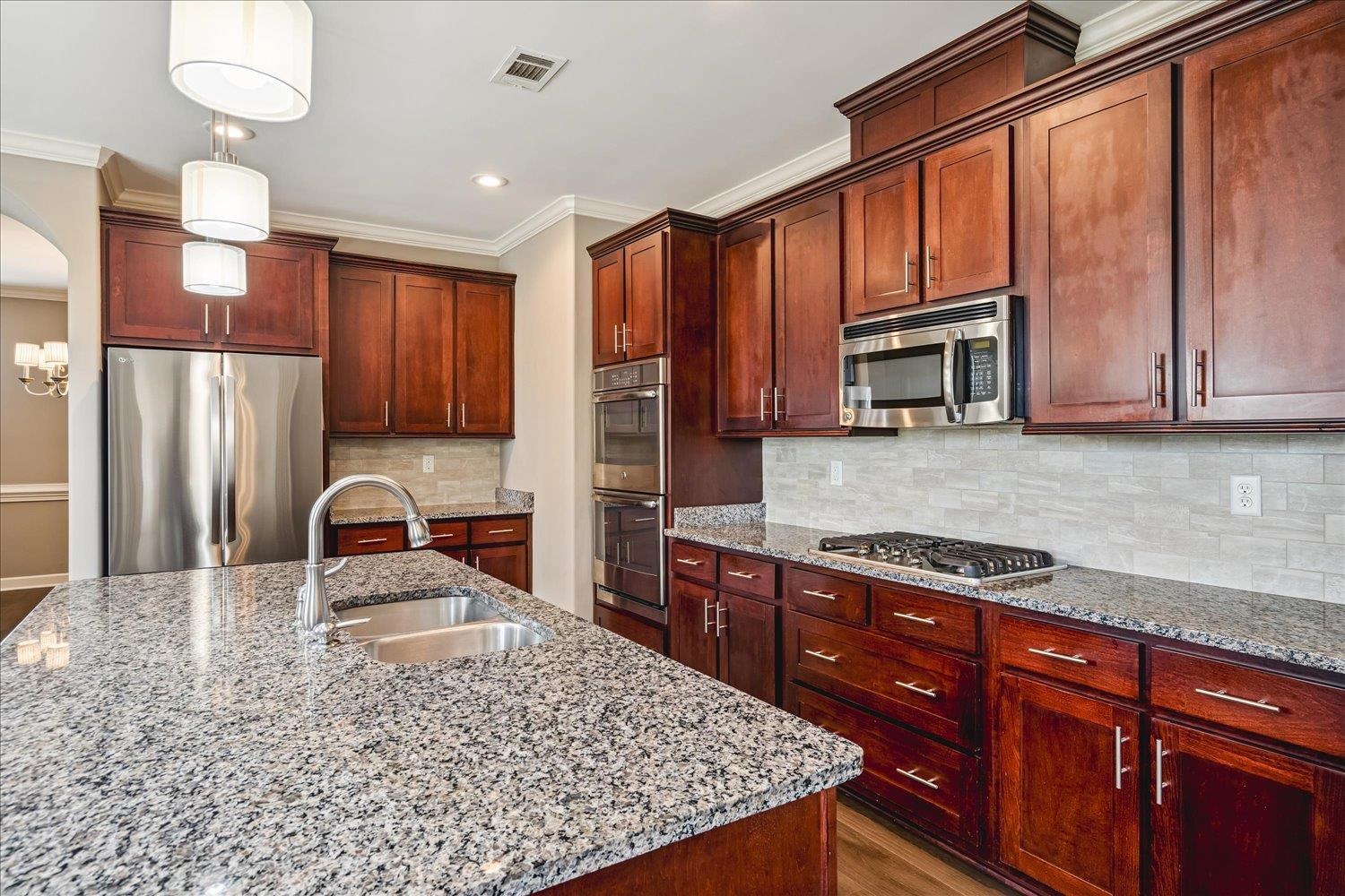 356 DOGWOOD VALLEY DR