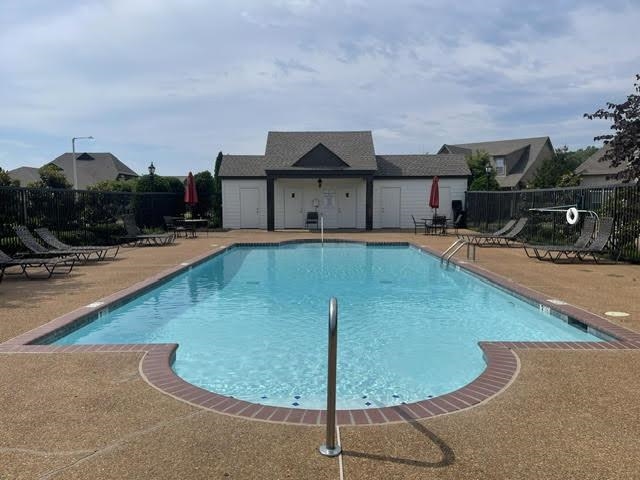 356 DOGWOOD VALLEY DR