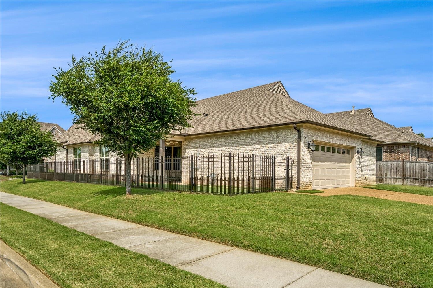 356 DOGWOOD VALLEY DR