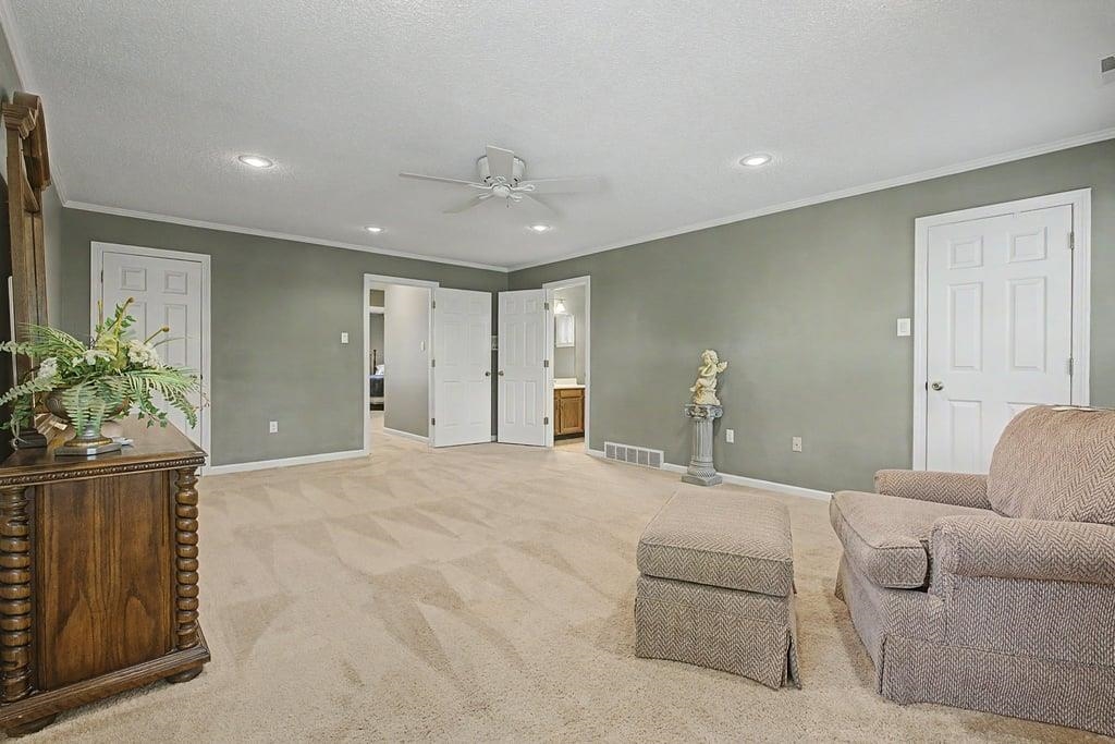 2949 SANDY CREEK DR