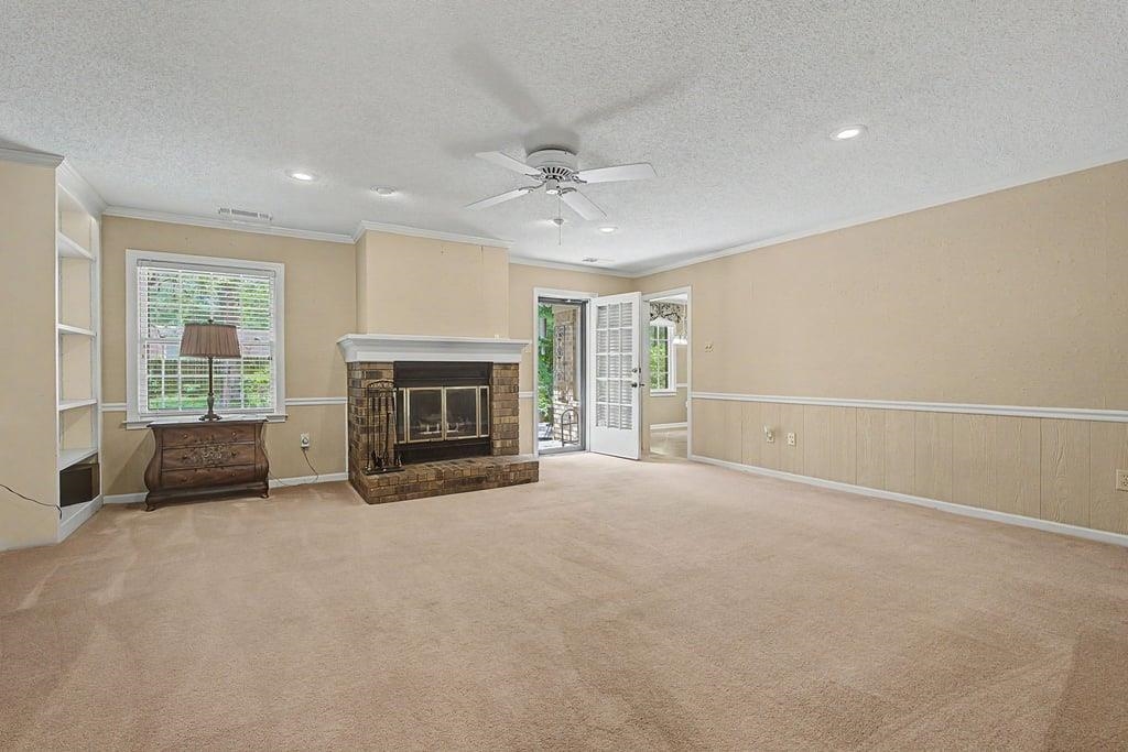 2949 SANDY CREEK DR