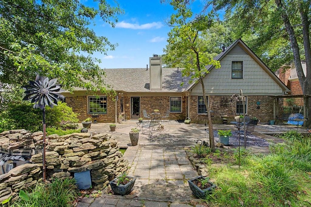 2949 SANDY CREEK DR
