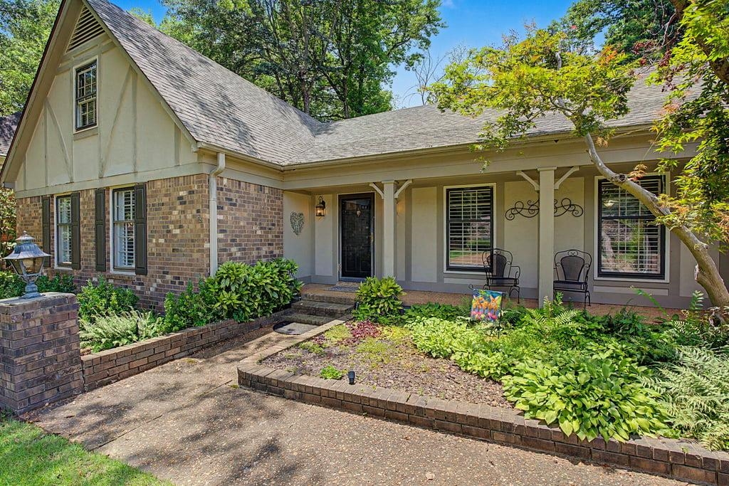 2949 SANDY CREEK DR