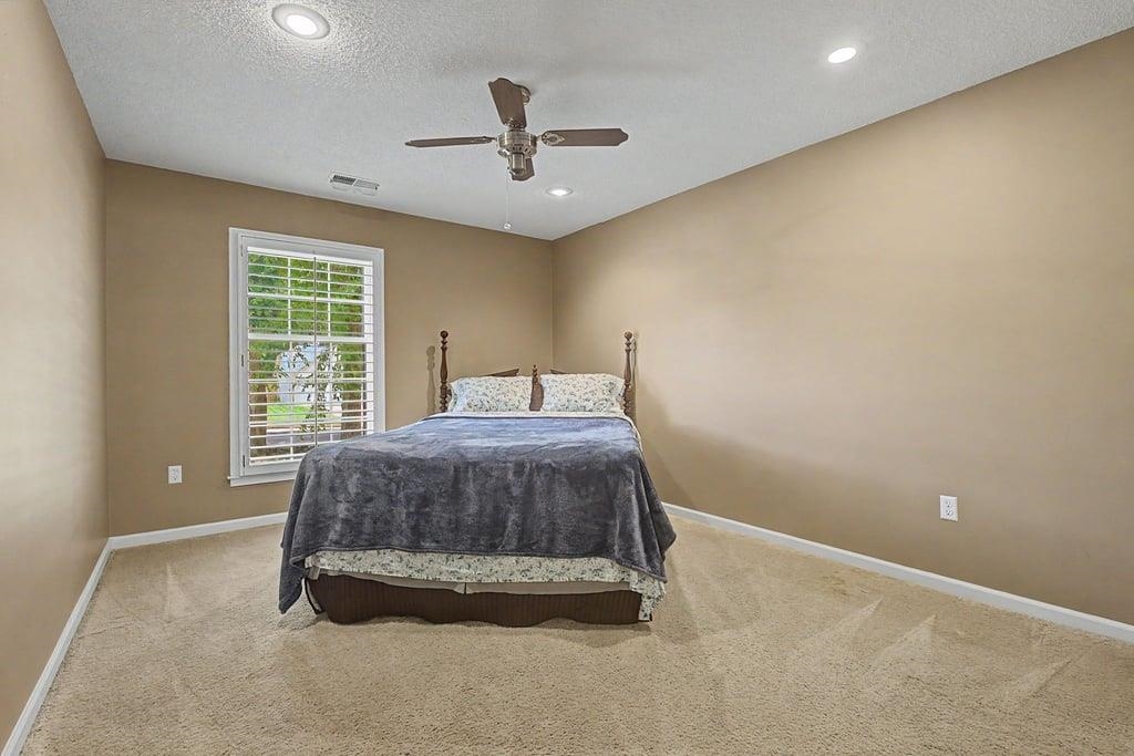2949 SANDY CREEK DR